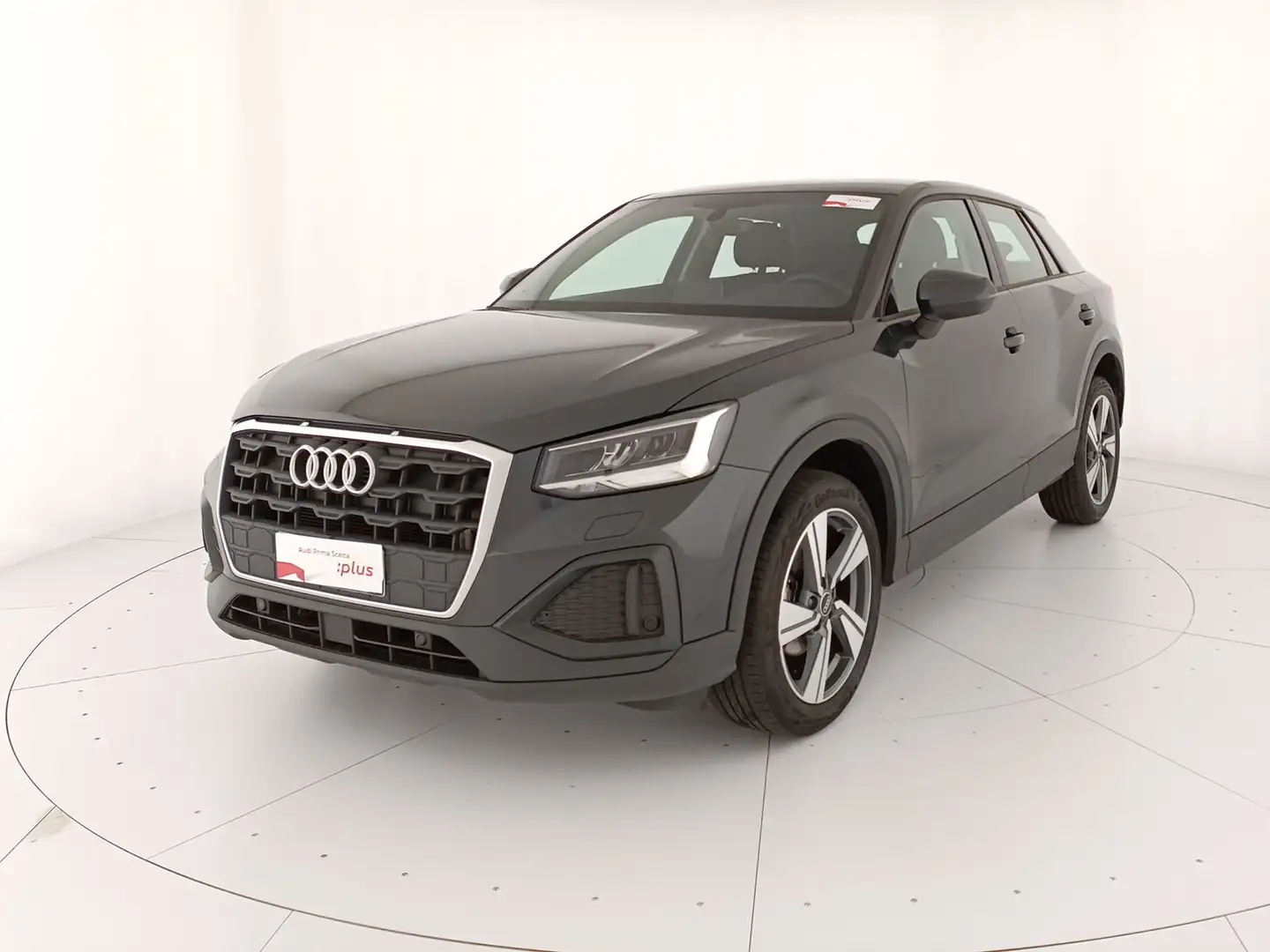 Audi Q2 30 2.0 tdi admired advanced s-tronic Grau - 1