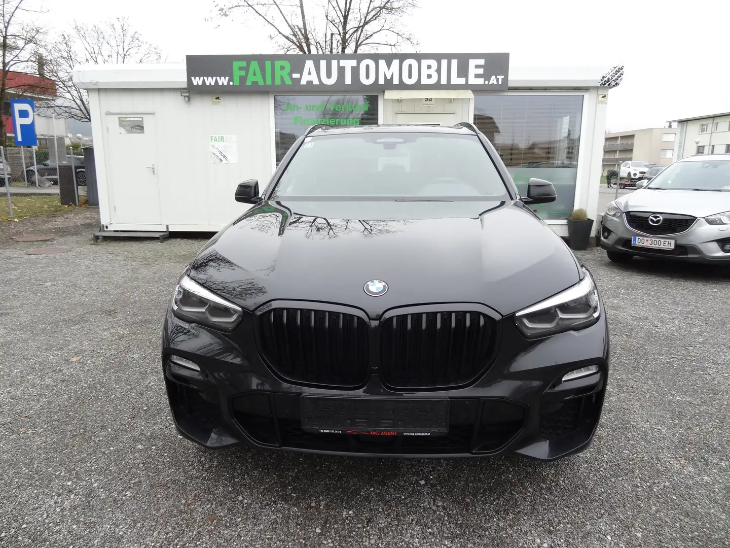 BMW X5 xDrive45e M Sport Schwarz - 2