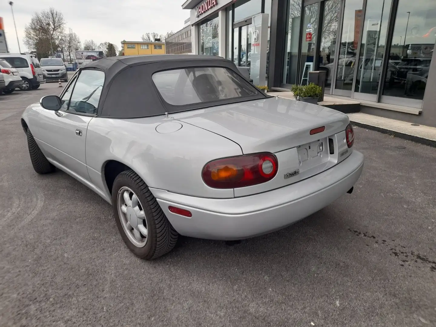 Mazda MX-5 MX-5 1.6i 16V cat Miata Grigio - 2