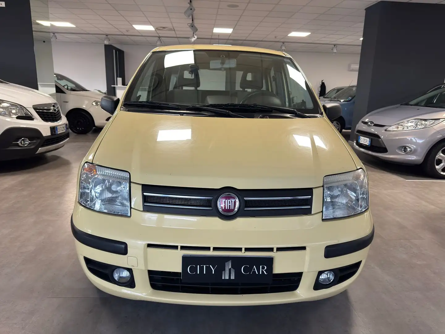 Fiat Panda 1.3 mjt 16v Dynamic Gelb - 2