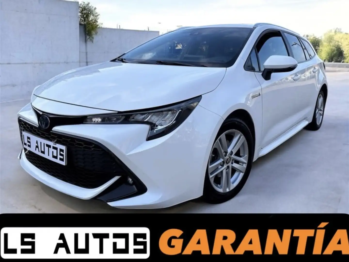 Toyota Corolla Touring Sports 125H Business Blanco - 1