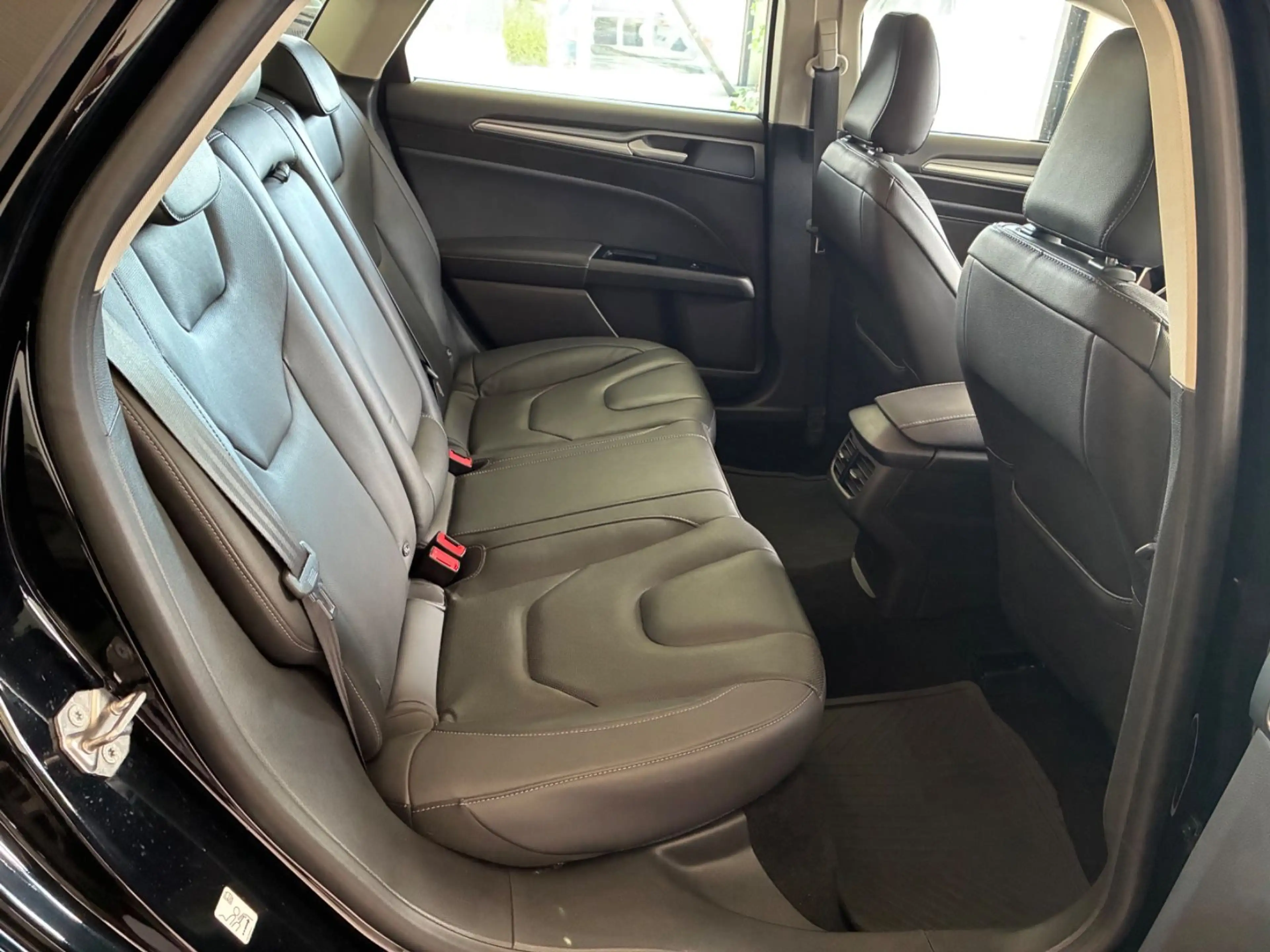 Ford Mondeo 2,0 Titanium Automatik *LED/KAM/STANDHZ* — photo 20
