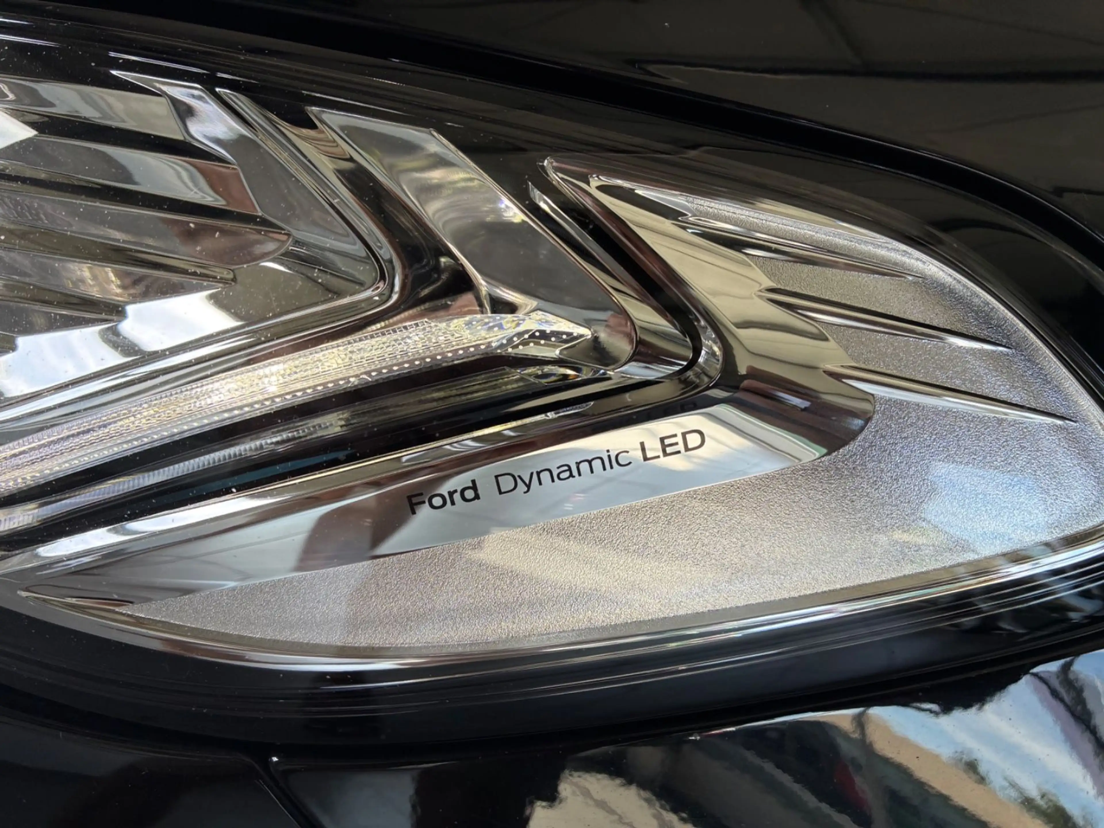 Ford Mondeo 2,0 Titanium Automatik *LED/KAM/STANDHZ* — photo 8