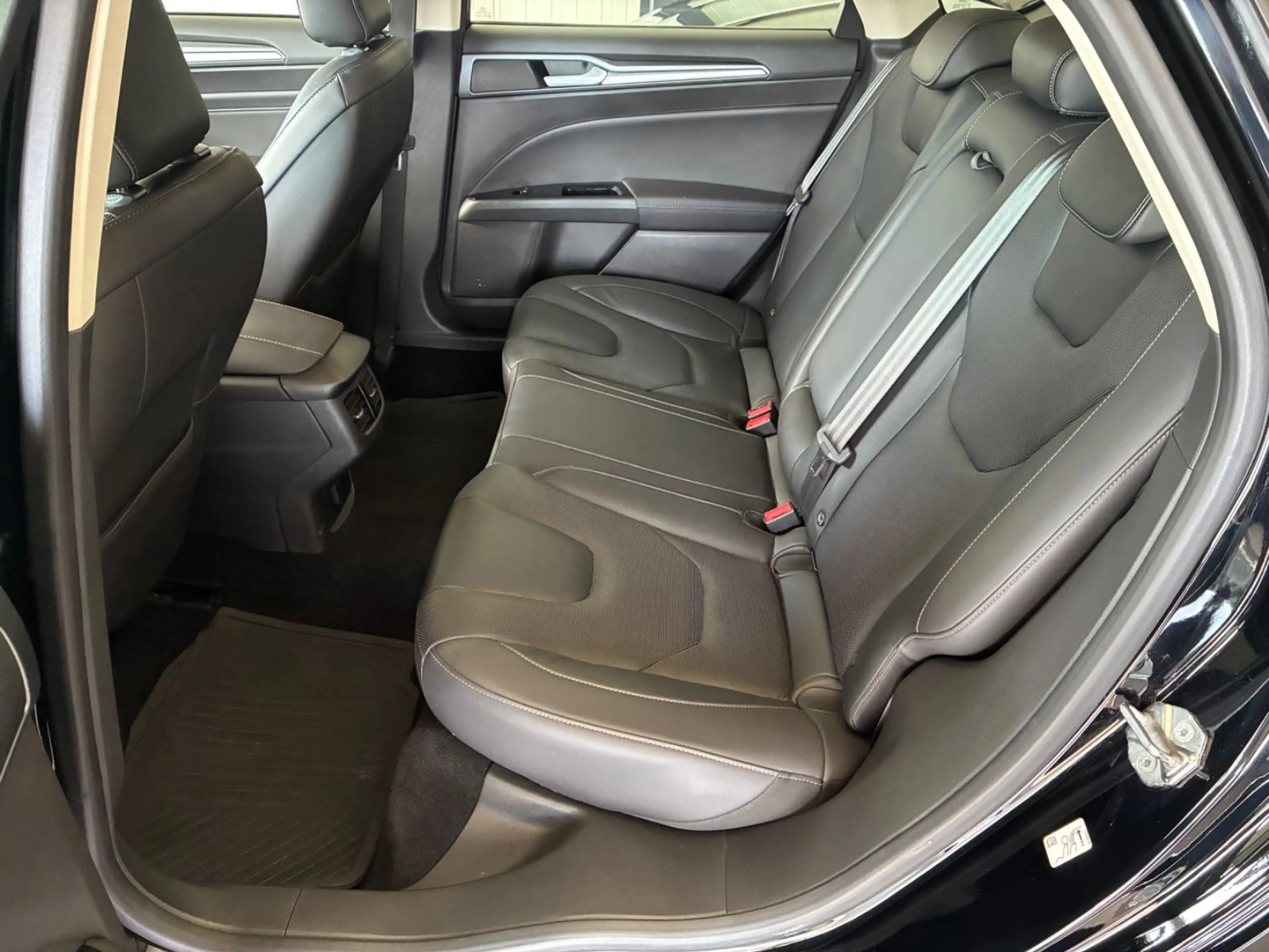 Ford Mondeo 2,0 Titanium Automatik *LED/KAM/STANDHZ* — photo 15
