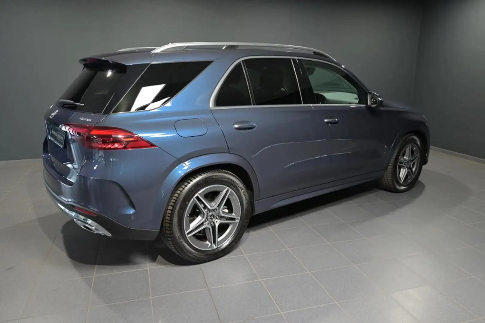 Mercedes-Benz GLE 350 de 4M AMG AIRM./360C/MULTIB./BURM./KEYL. Blau - 2