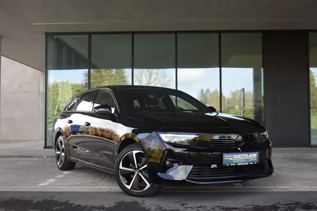 Opel Astra view 5
