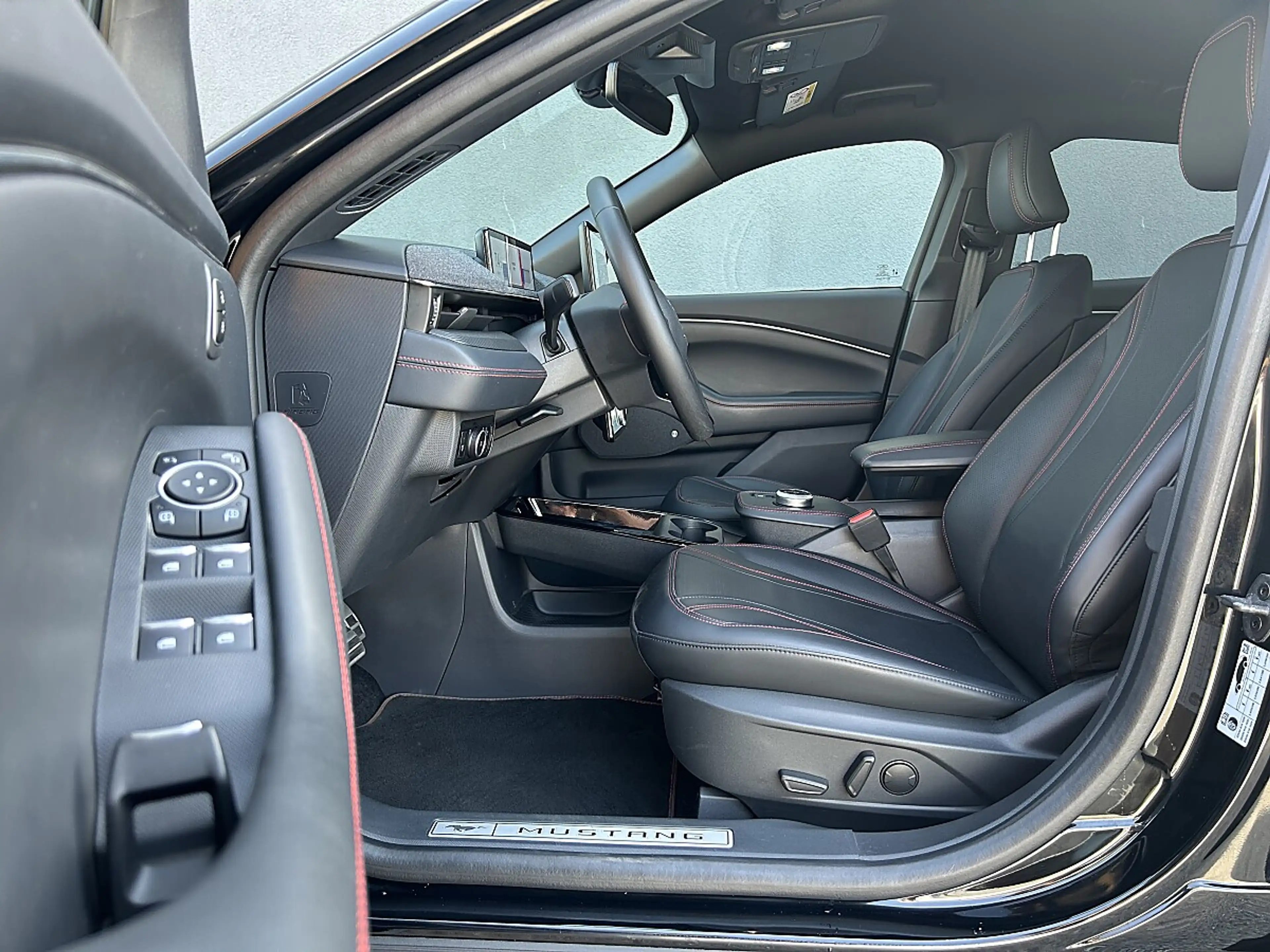 Ford Mustang Mach-E Elektro 91kWh Extended Range Premium / ACC / 36... — photo 6