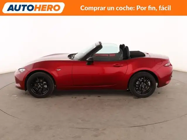 Mazda MX-5 view 3