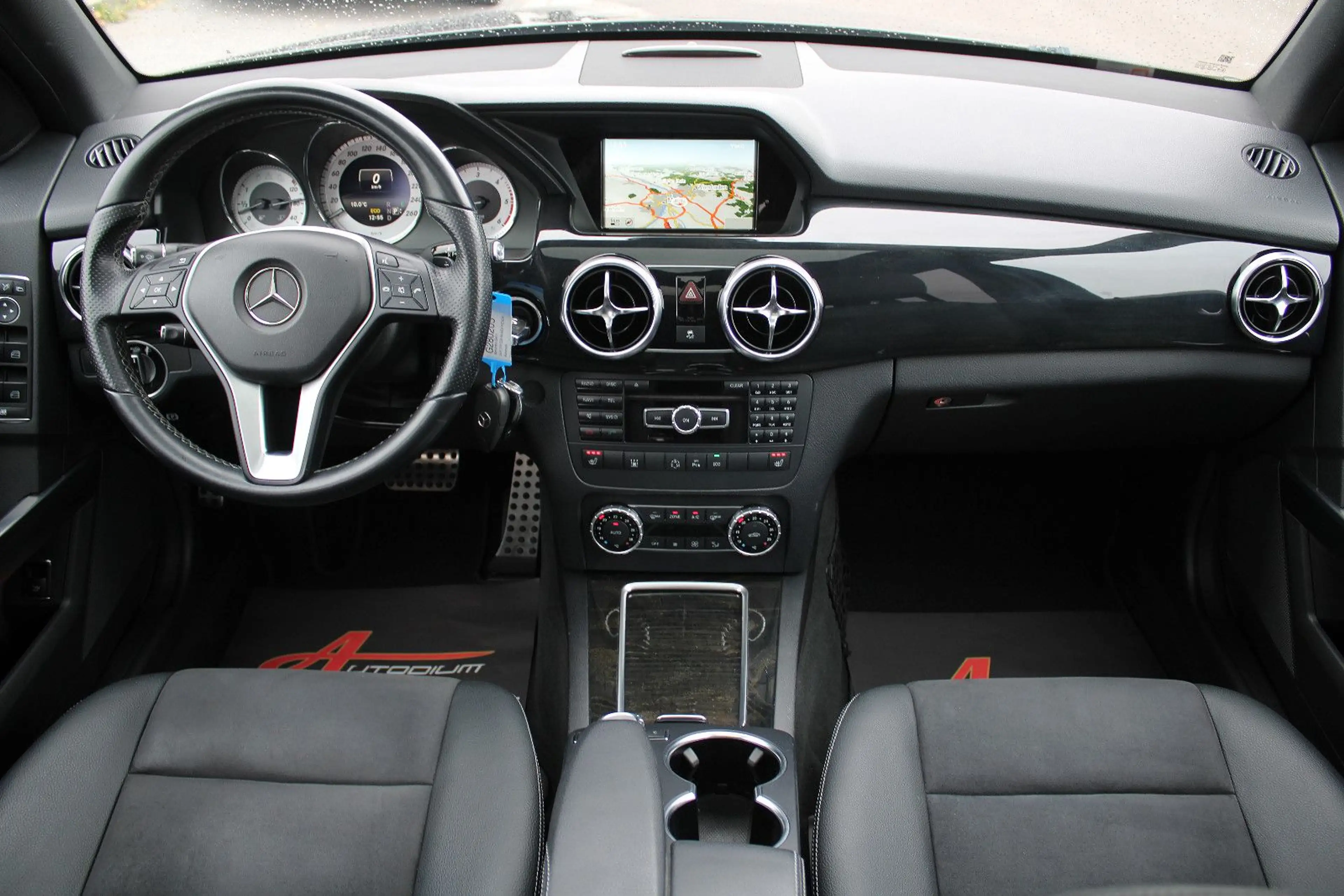 Mercedes-Benz GLK 220 CDI 4M AMG/Leder/Pano/AHK!/Totwinkel/20' — photo 11