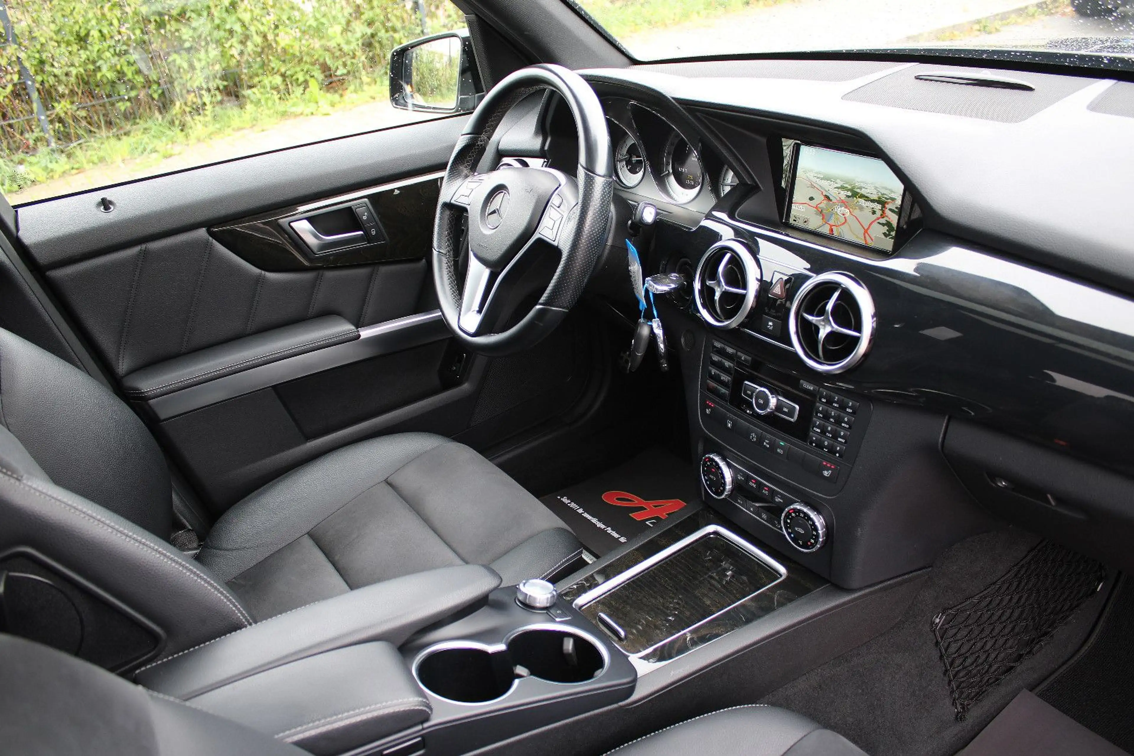 Mercedes-Benz GLK 220 CDI 4M AMG/Leder/Pano/AHK!/Totwinkel/20' — photo 13
