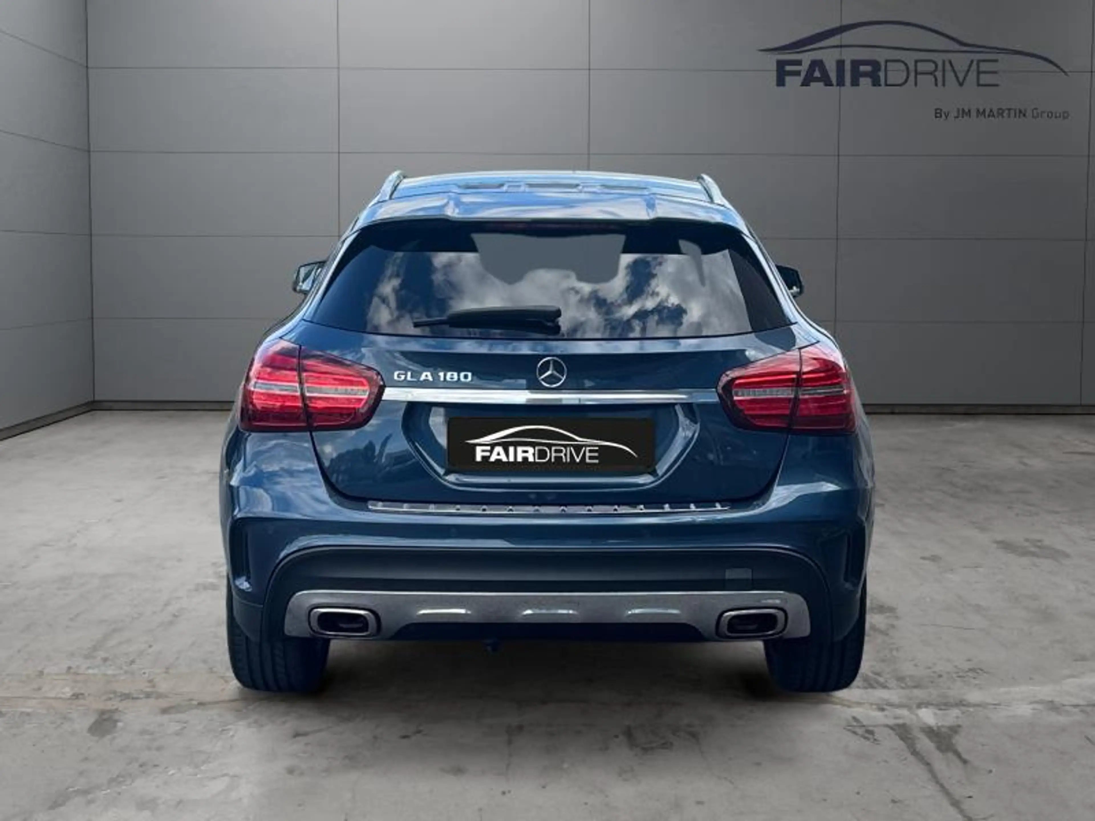 Mercedes-Benz GLA 180 EDITION/AMG-line/Auto./CAMERA 360°/1 YEAR WARRANTY — photo 8