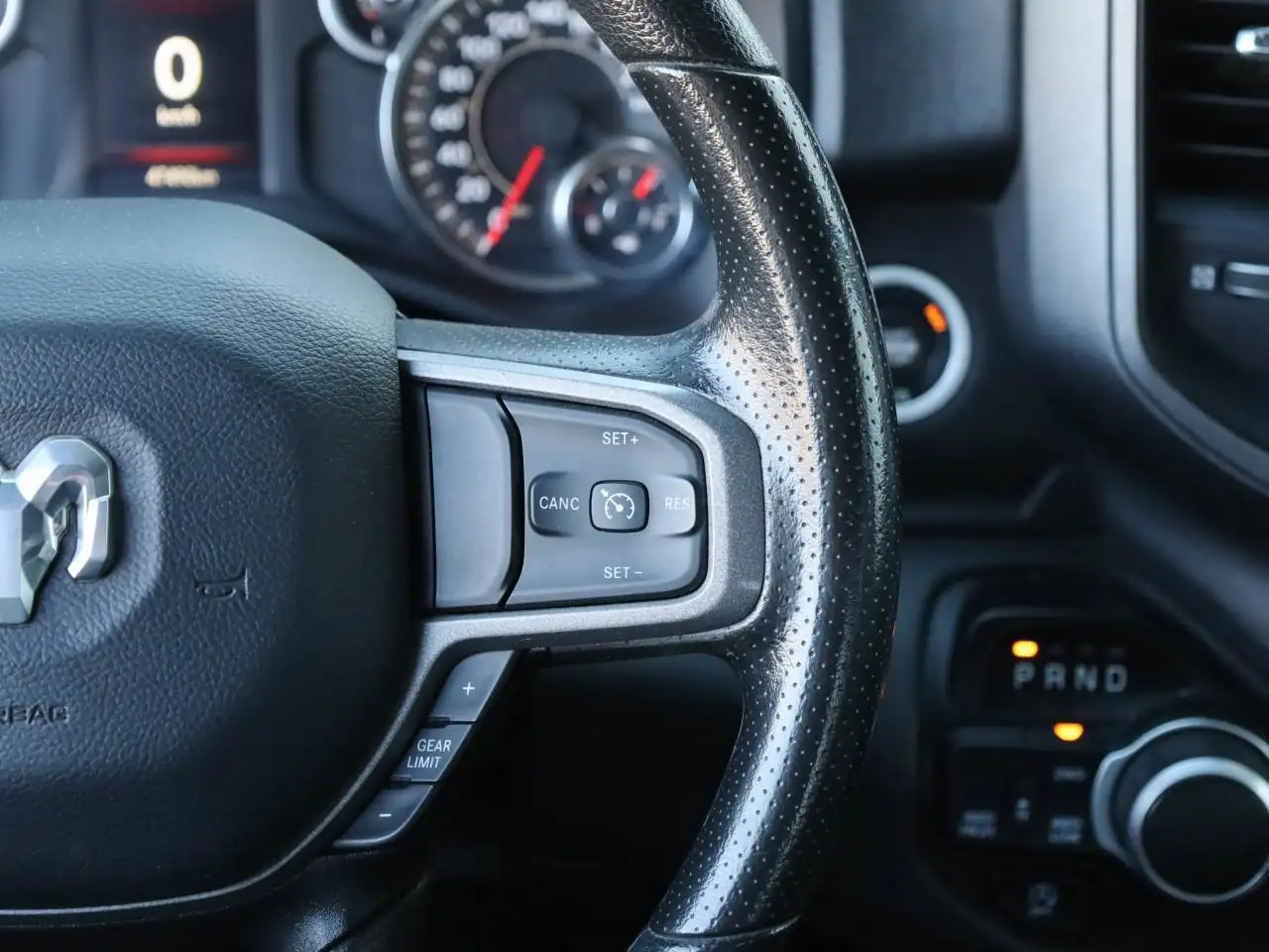 RAM 1500 fotografie RAM 1500