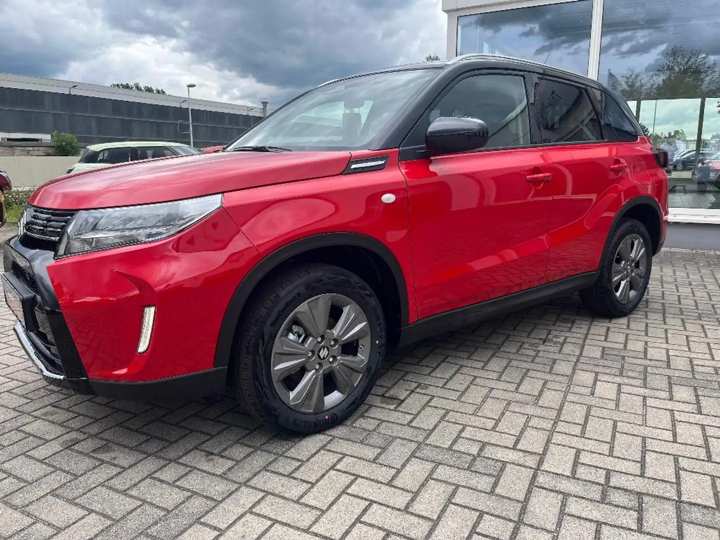 Suzuki Vitara 1,5 Comfort Automatik NAVI ,LED,Cam (RT) Rot - 2