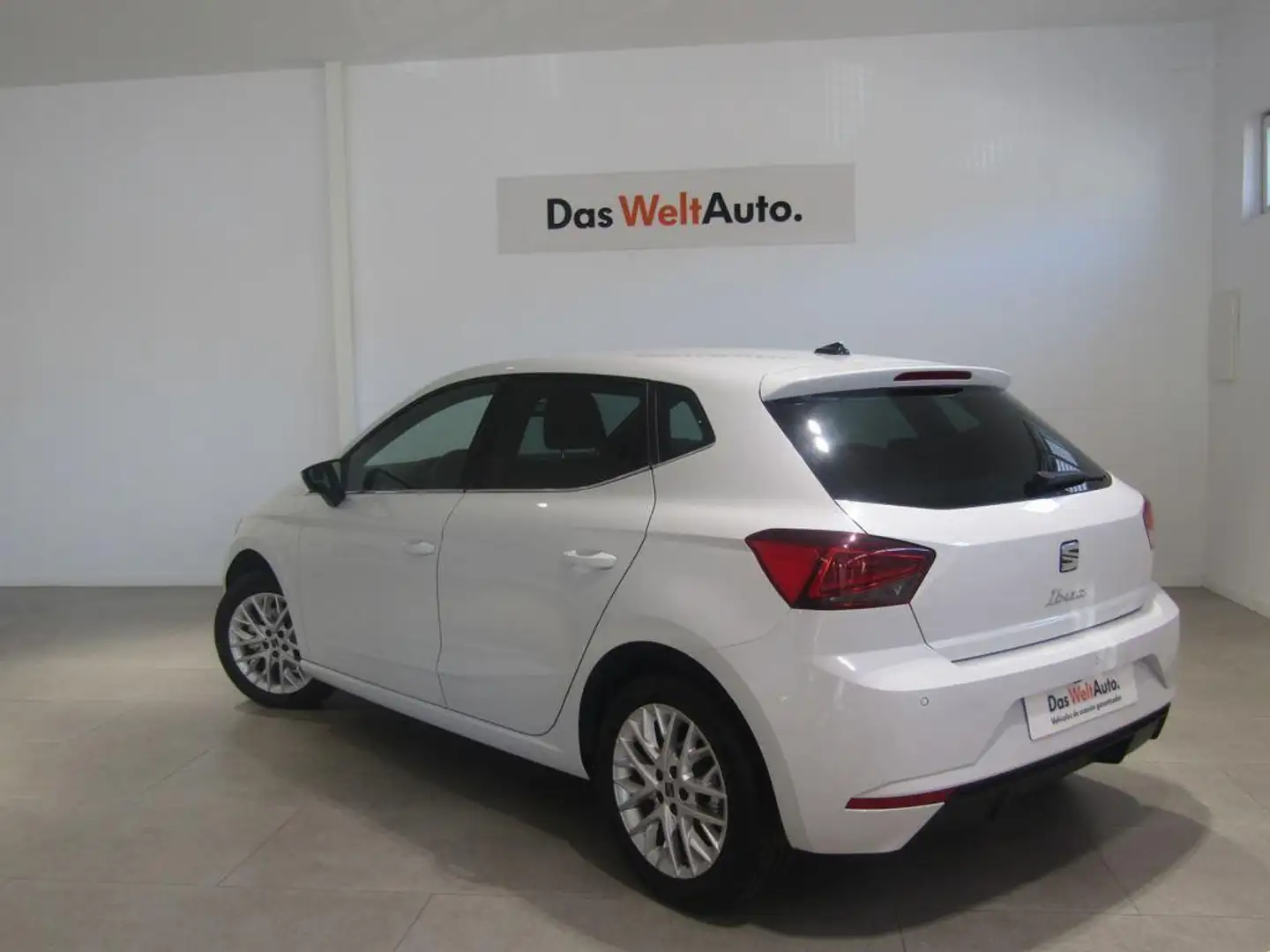 SEAT Ibiza 1.0 TSI S&S FR XS 115 Blanc - 2