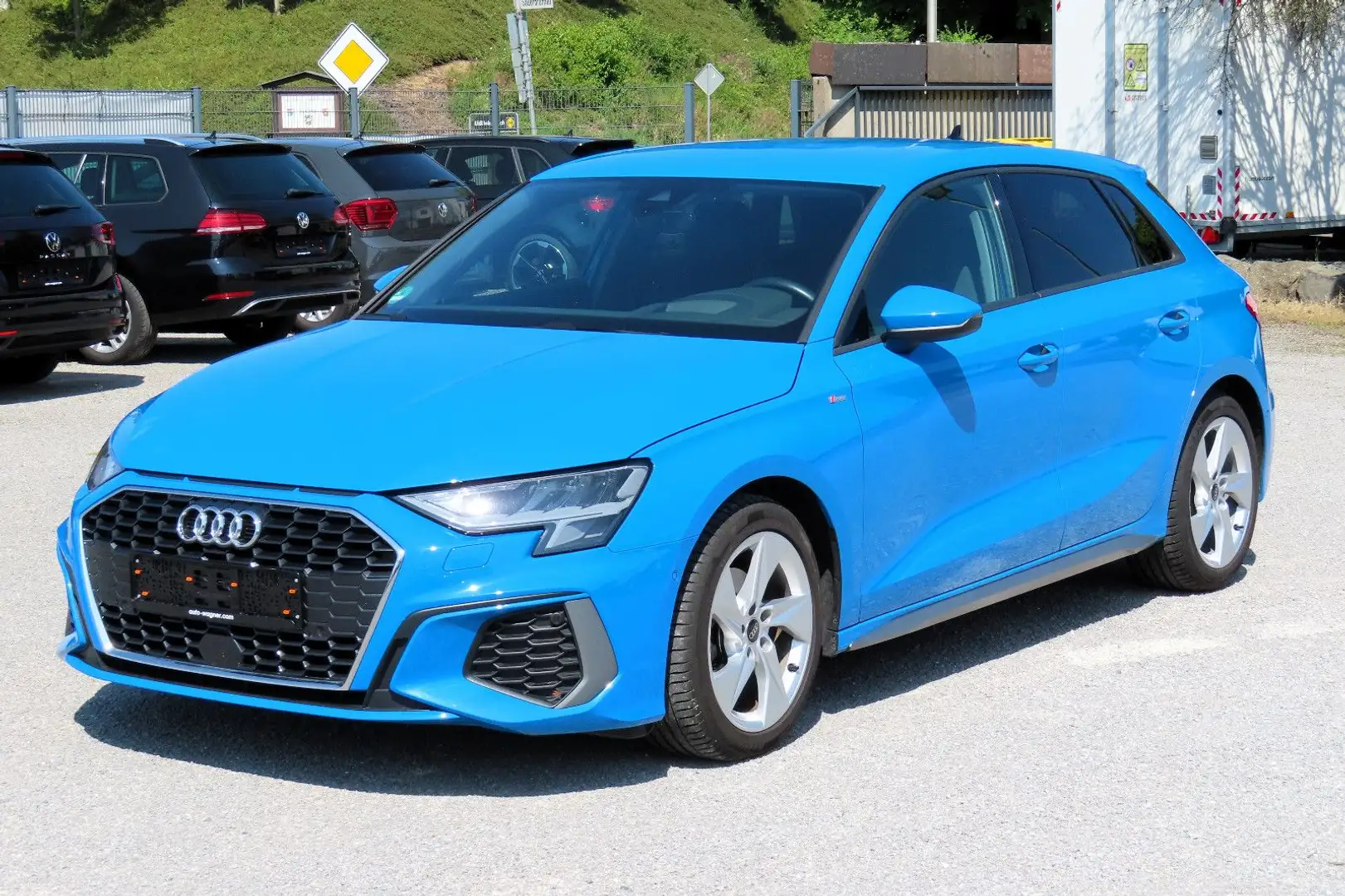 Audi A3 Sportback S-Line VirtualCockpit HeadUp Kamera Blau - 1