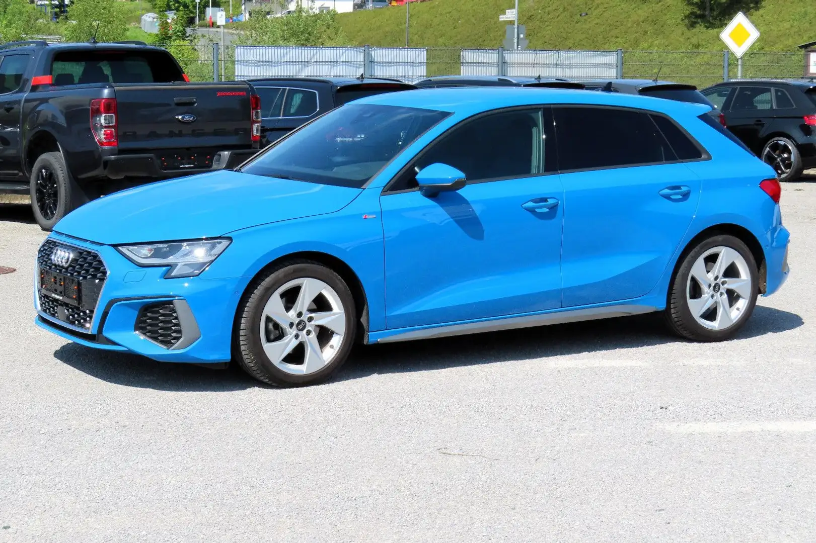Audi A3 Sportback S-Line VirtualCockpit HeadUp Kamera Blau - 2