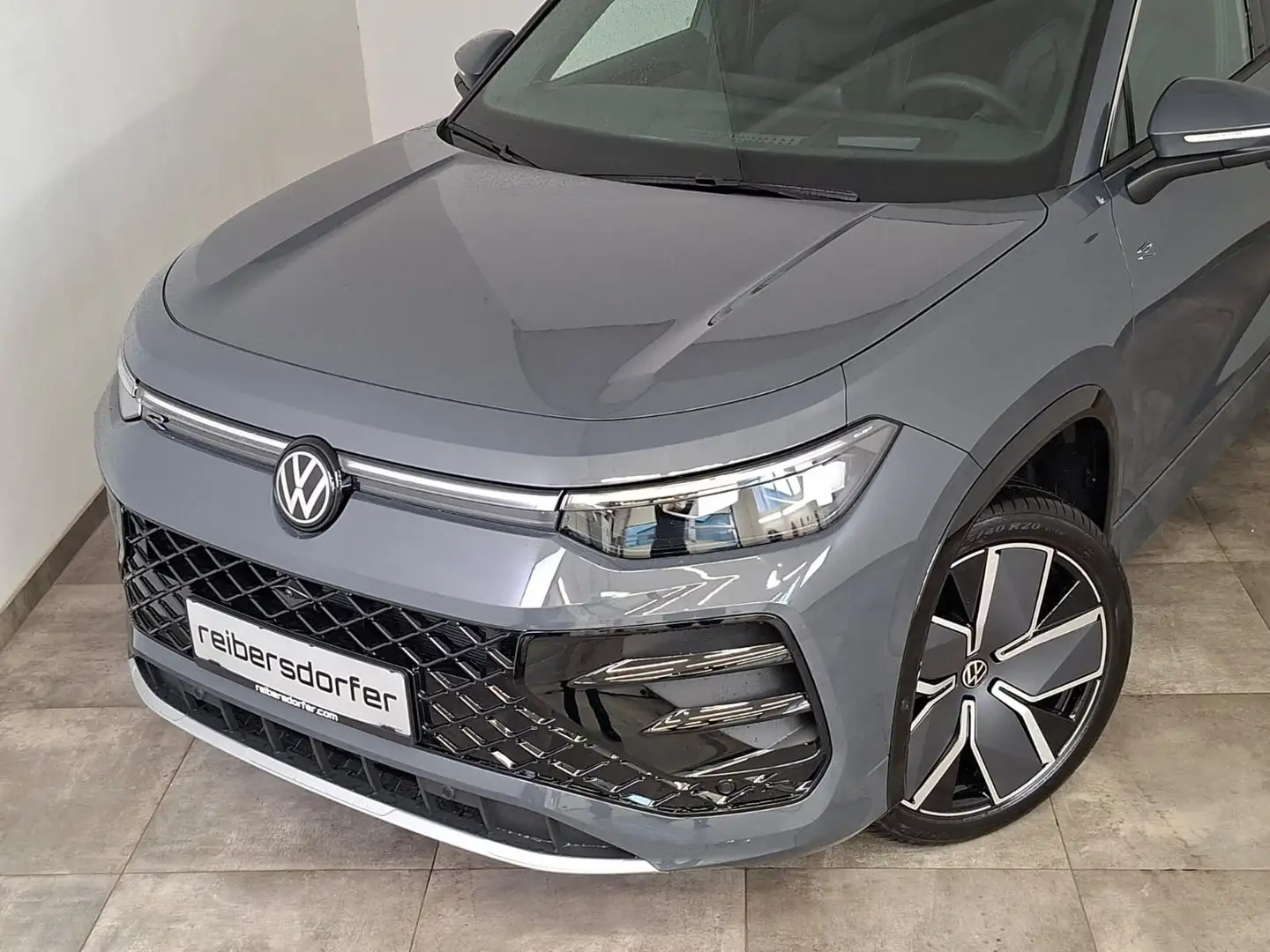 Volkswagen Tayron Sport TDI DSG Grau - 2