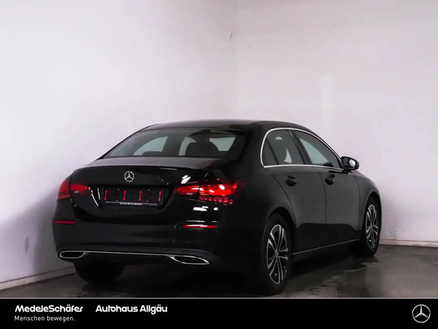 Mercedes-Benz A 180 A 180 Limousine Progressive Vorr.-Distronic LED Schwarz - 2