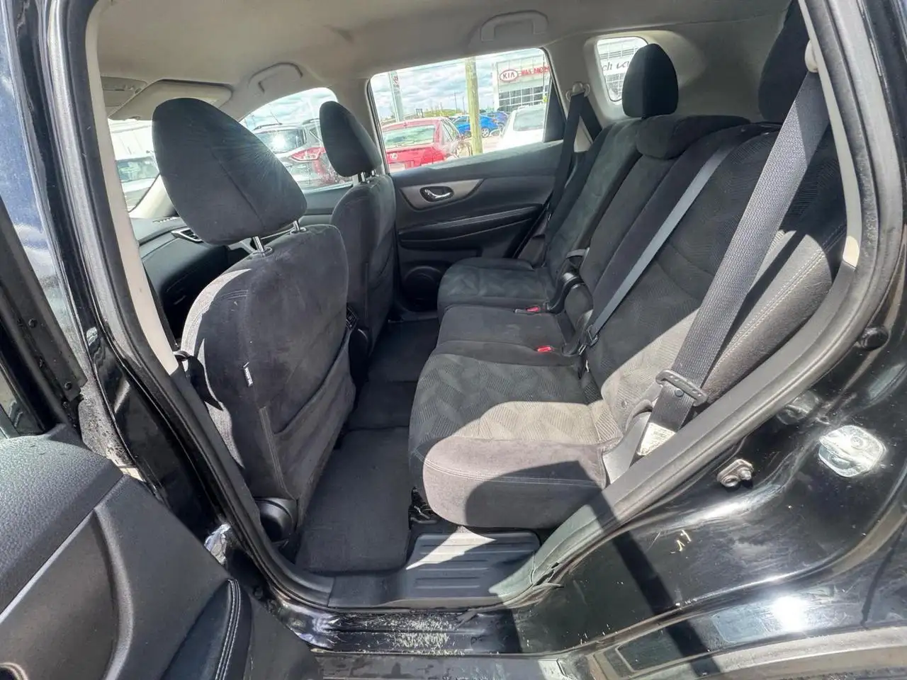 Nissan Rogue снимка Nissan Rogue