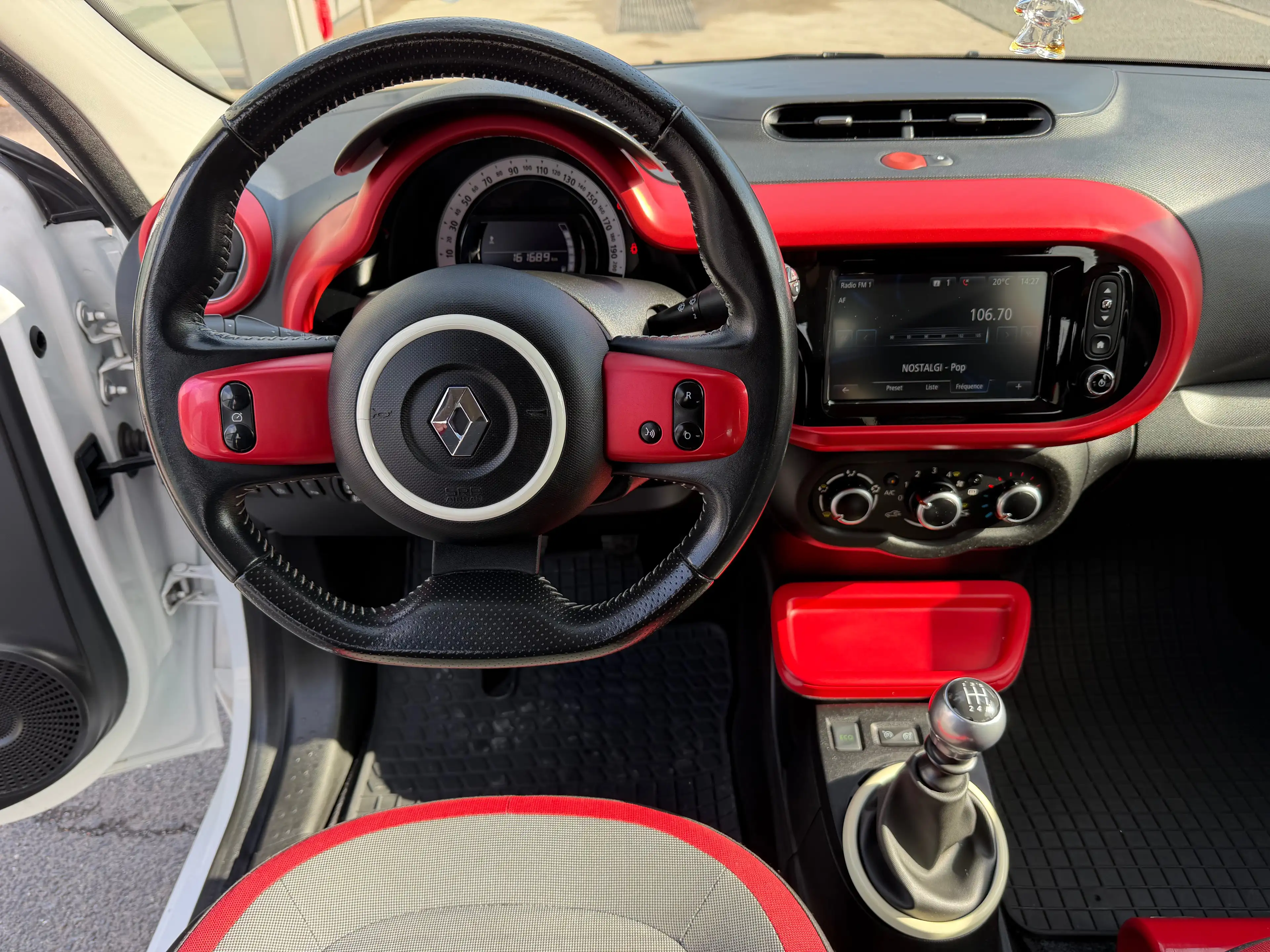 Renault Twingo Twingo 0.9 TCe Energy Intens S*Garantie 1an* — photo 8
