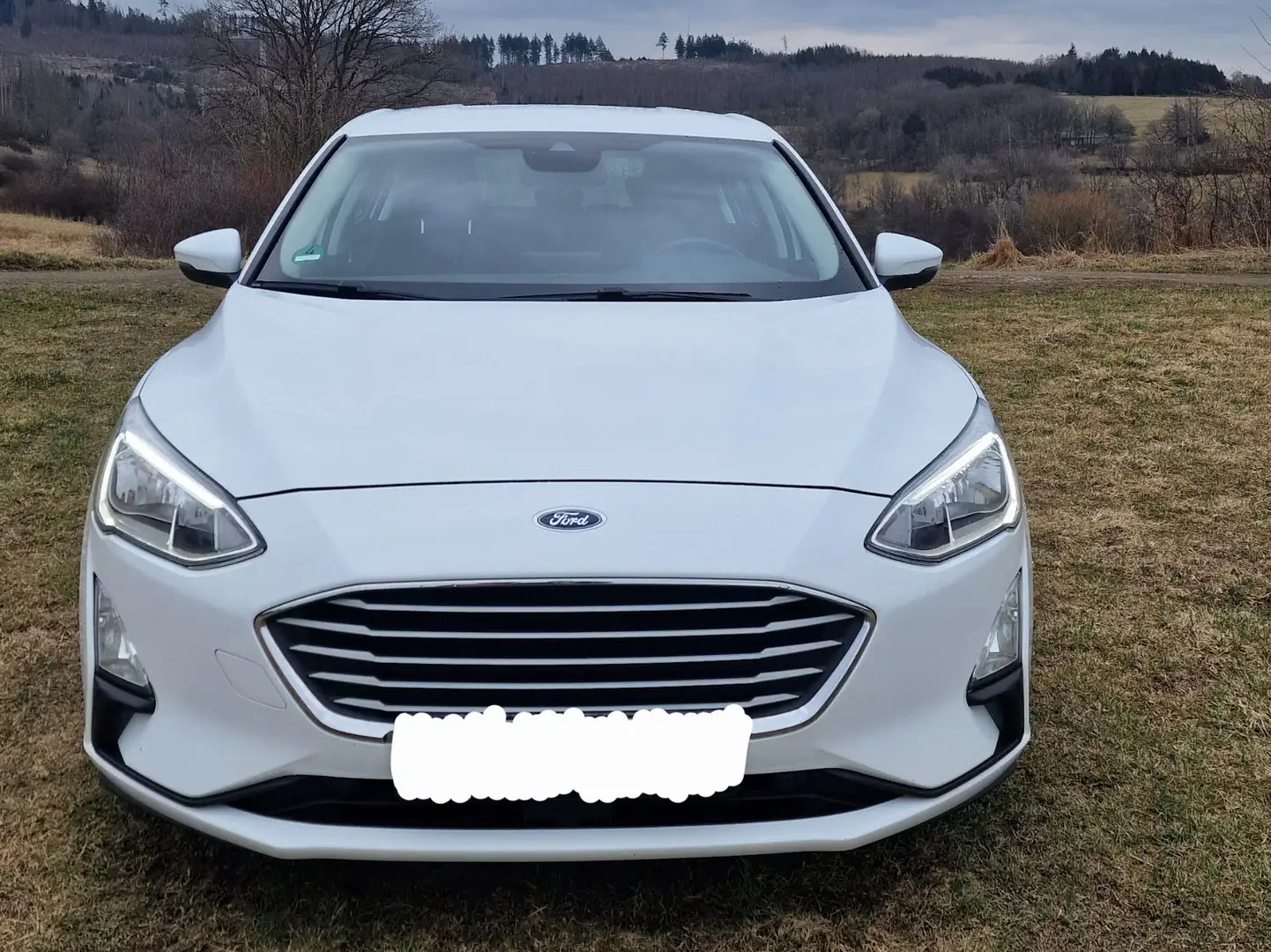 Ford Focus Cool & Connect Weiß - 2