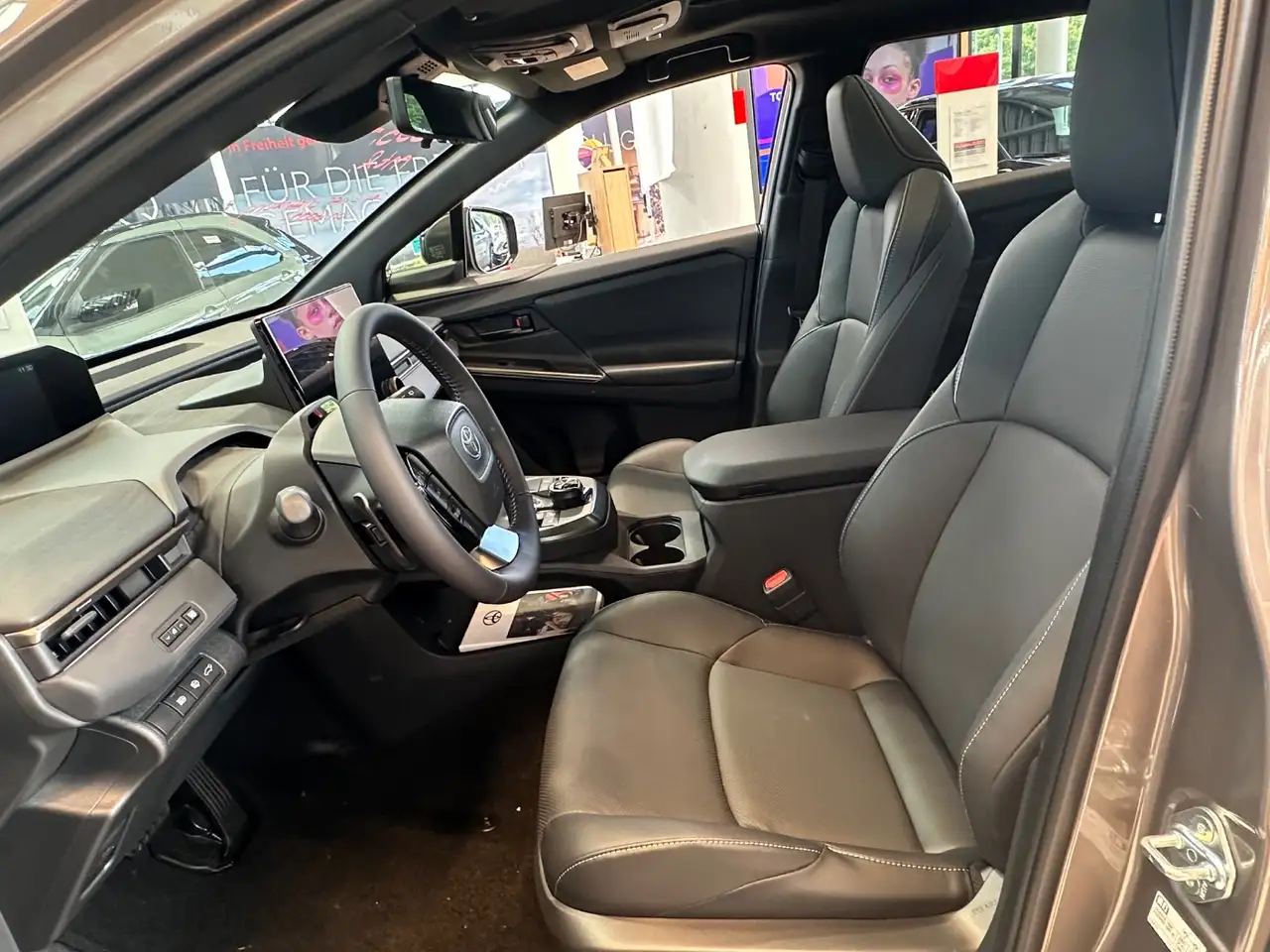 Toyota bZ4X Touring AWD Lounge ACC+LED+Navi+Pano+SD+SHZ 9