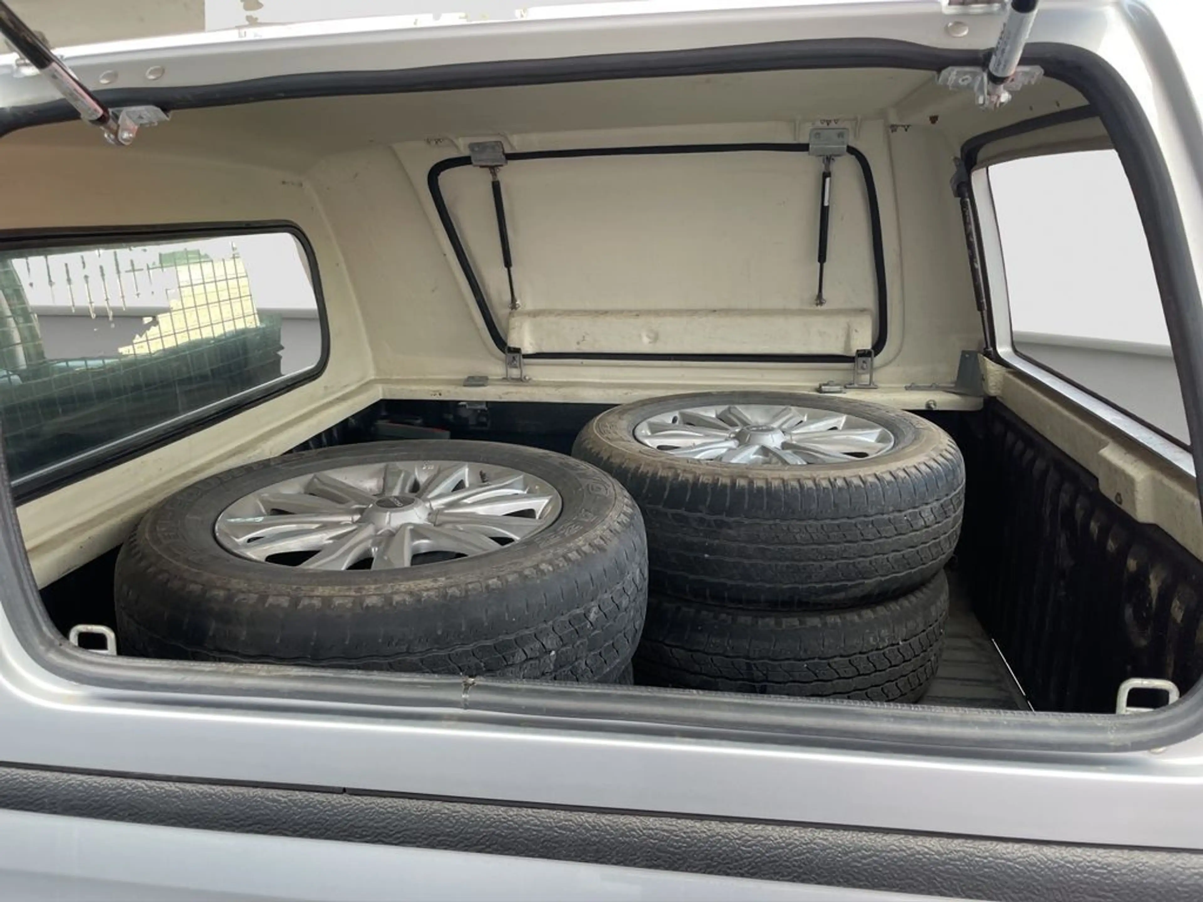 Isuzu D-Max Isuzu D-Max Double Cab 4WD LS Aut. 163 PS — photo 9