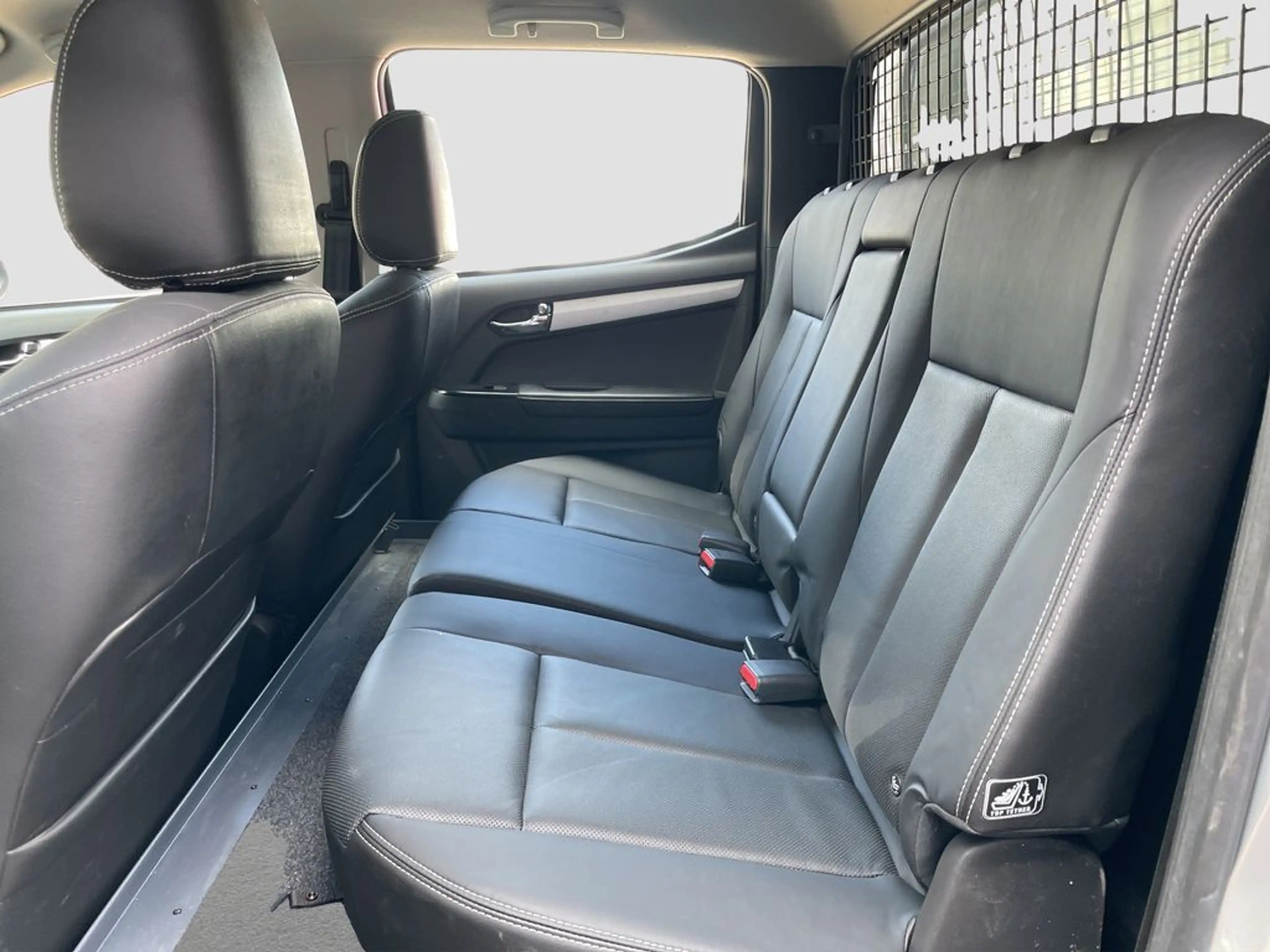 Isuzu D-Max Isuzu D-Max Double Cab 4WD LS Aut. 163 PS — photo 8