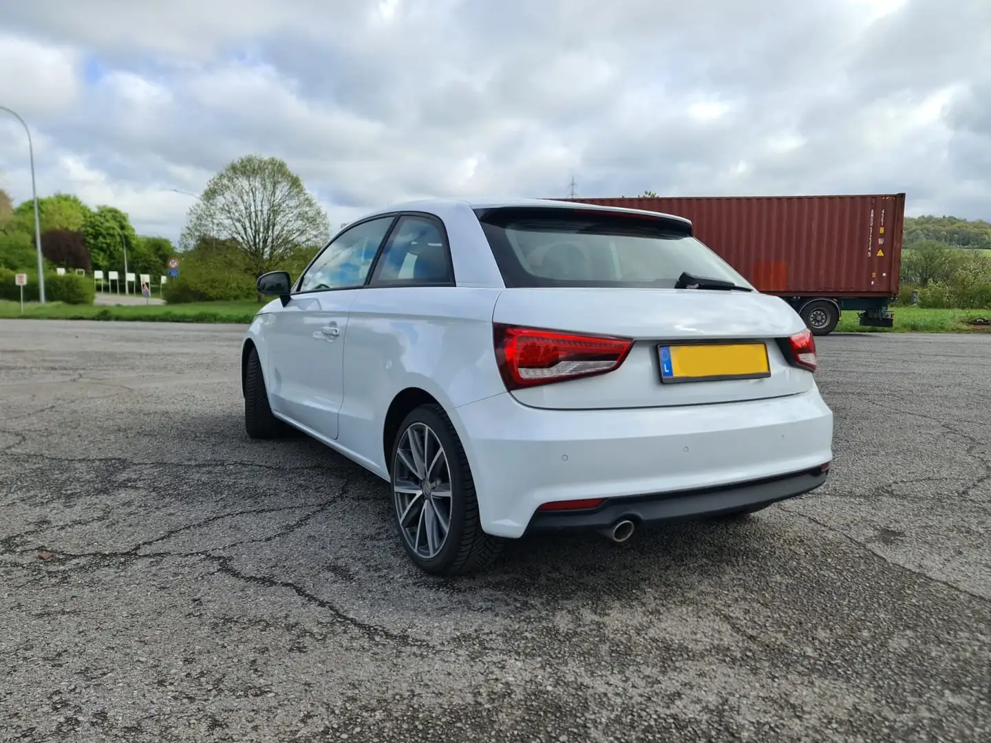 Audi A1 1.6 TDi 116 Ambition Luxe S-Tronic 7 Blanc - 2