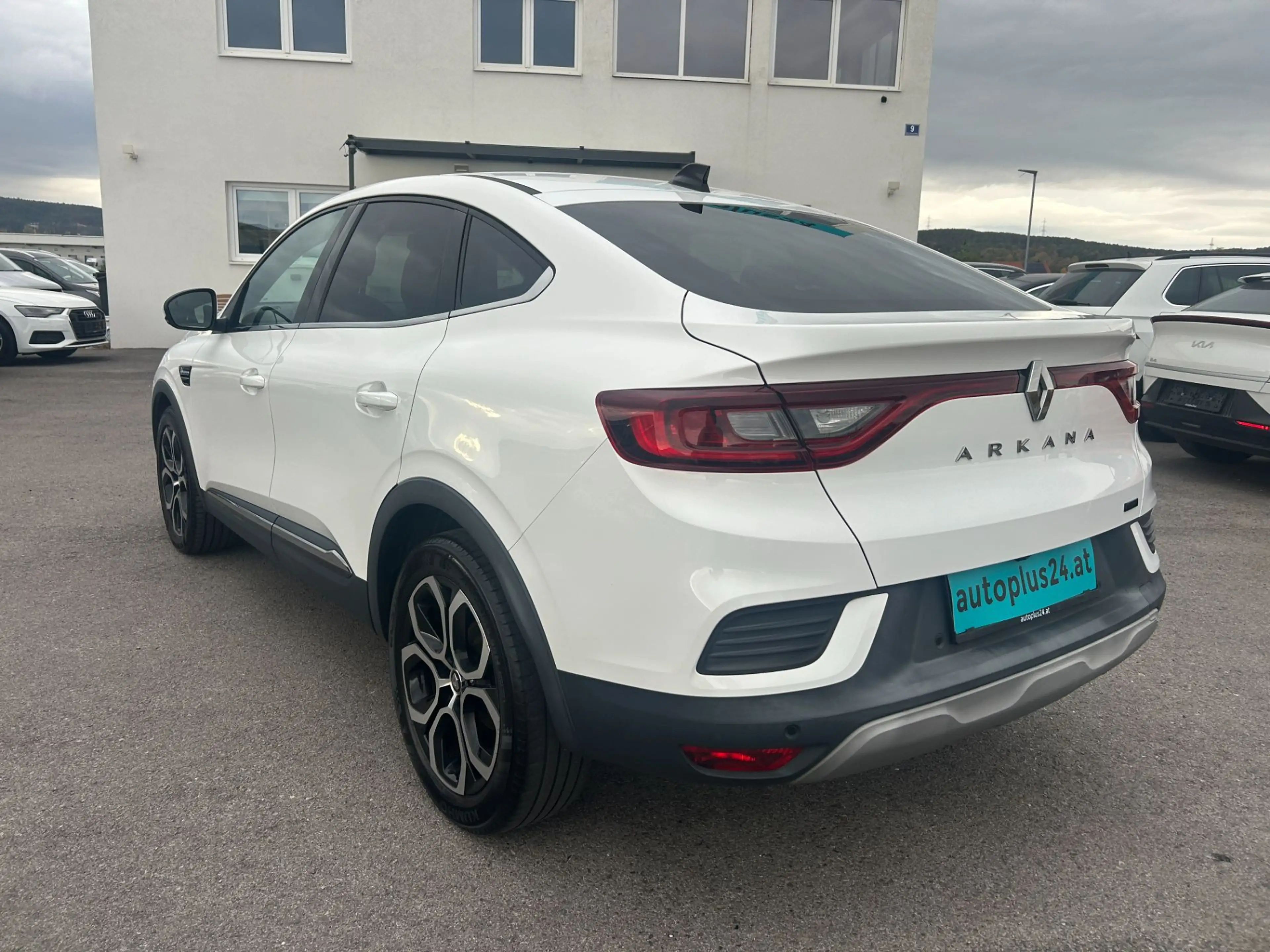 Renault Arkana E-Tech Hybrid 145 Techno Aut. — photo 6
