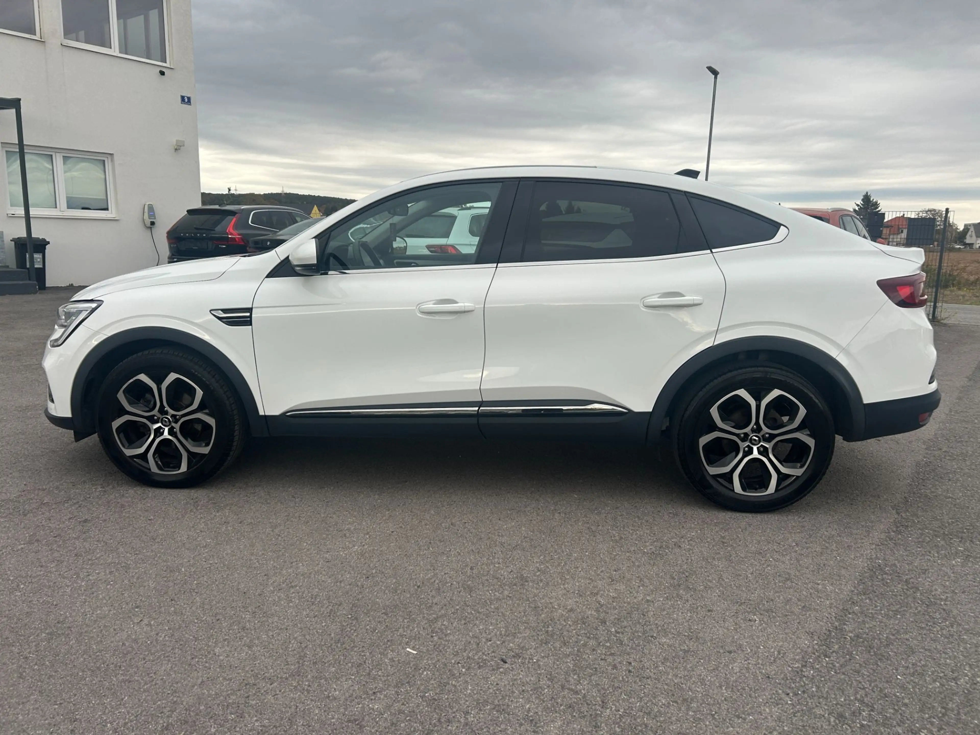 Renault Arkana E-Tech Hybrid 145 Techno Aut. — photo 8
