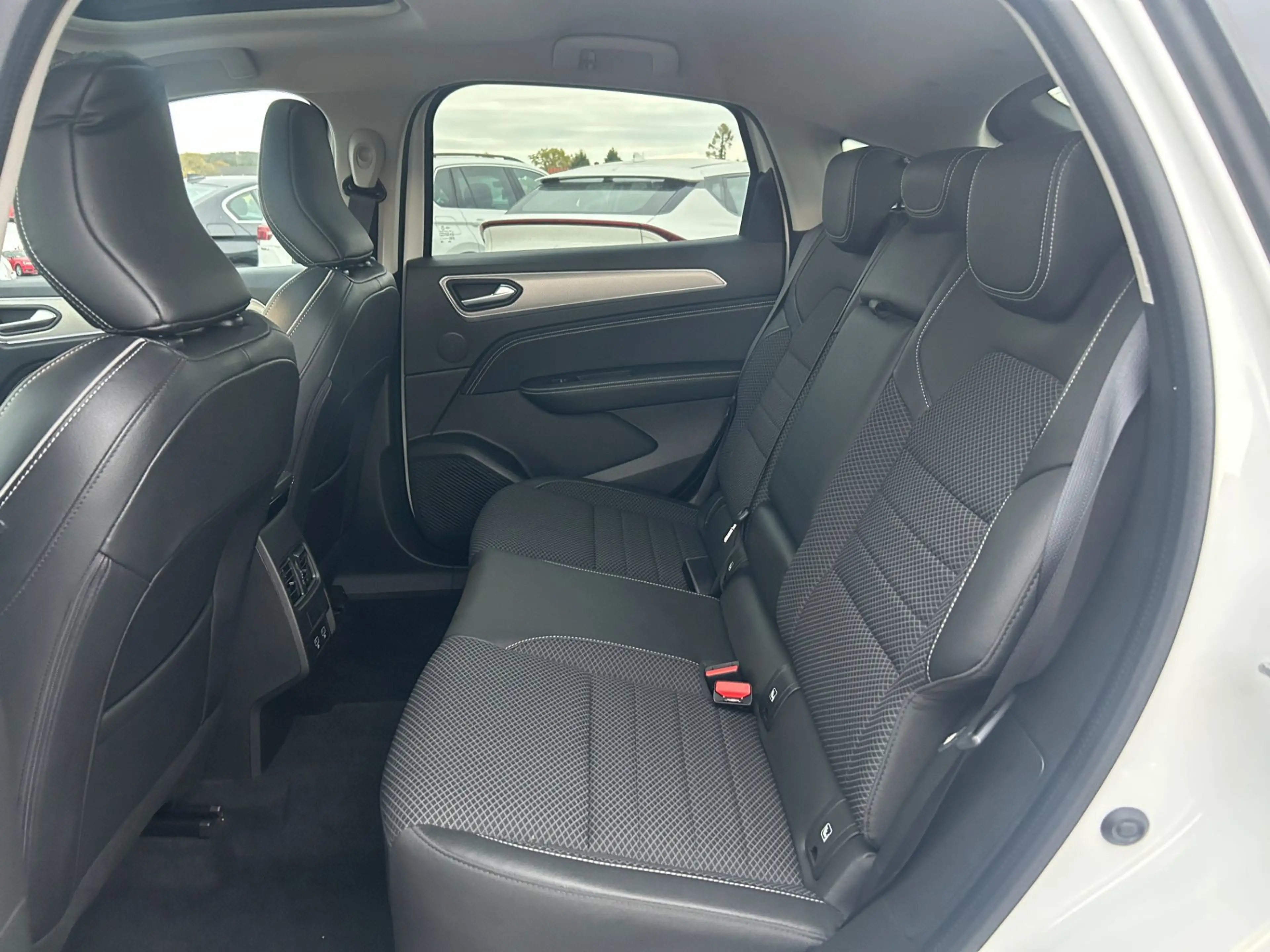 Renault Arkana E-Tech Hybrid 145 Techno Aut. — photo 10