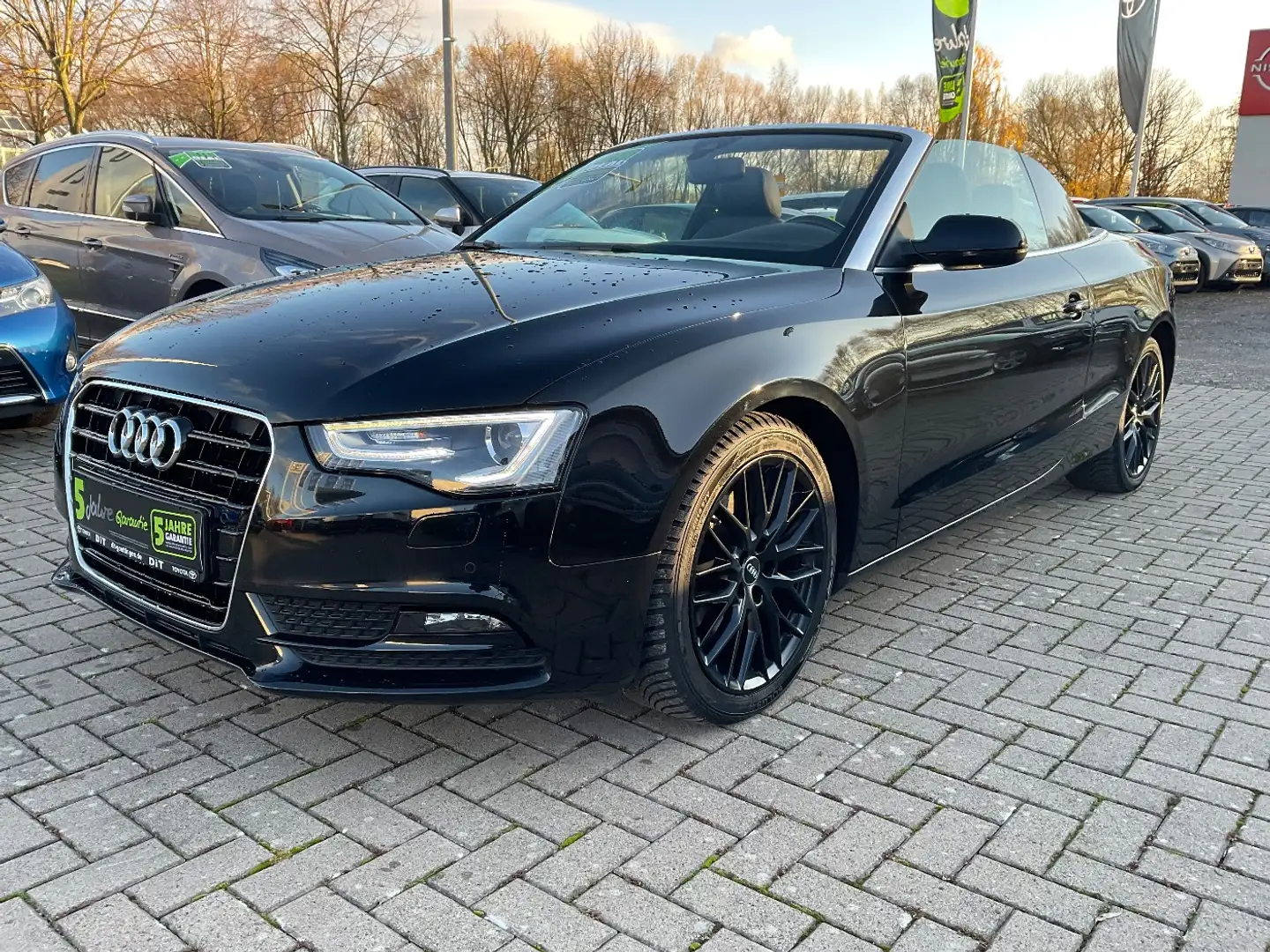Audi A5 Cabriolet 2.0 clean diesel TDI Alcantara+Navi Schwarz - 2