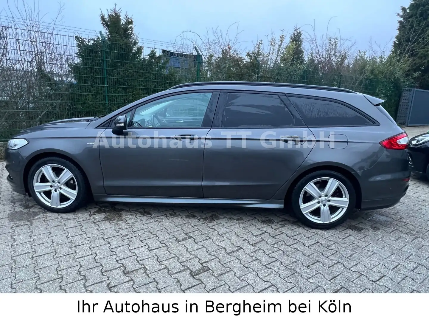 Ford Mondeo 2,0 TDCi ST-Line Turnier°Navi°PDC°Sitz-Hz Grau - 2