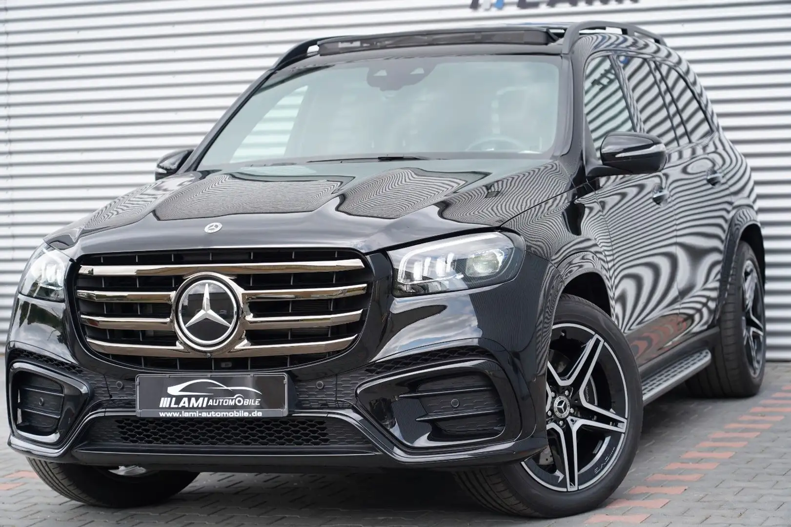 Mercedes-Benz GLS 450 GLS450d 2x AMG 4M NIGHT PANO SOFT LUFT 7SITZ AHK Zwart - 1