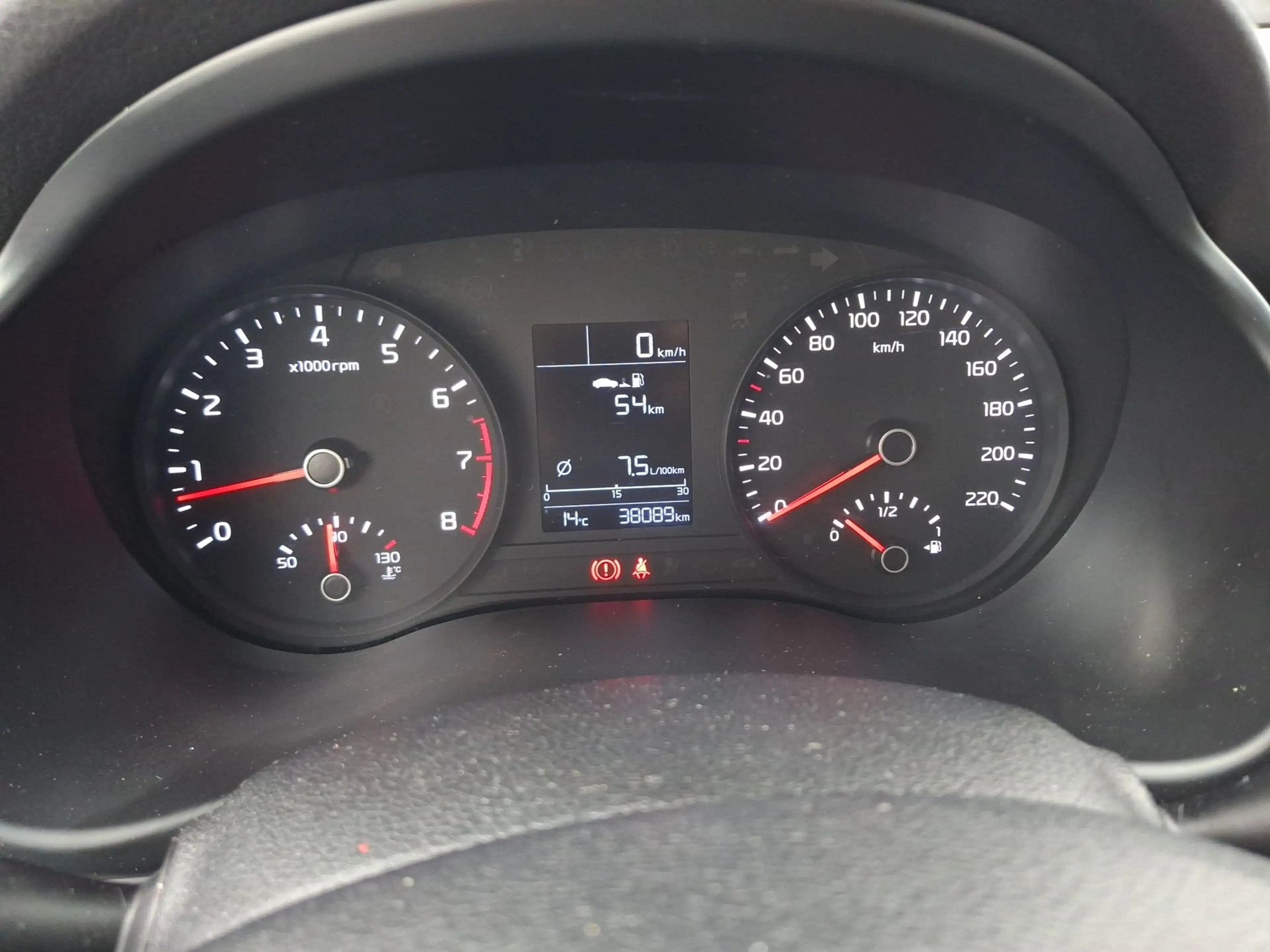 Kia Stonic 1.25 MPI ISG Titan AHK+SHZ+LM — photo 11