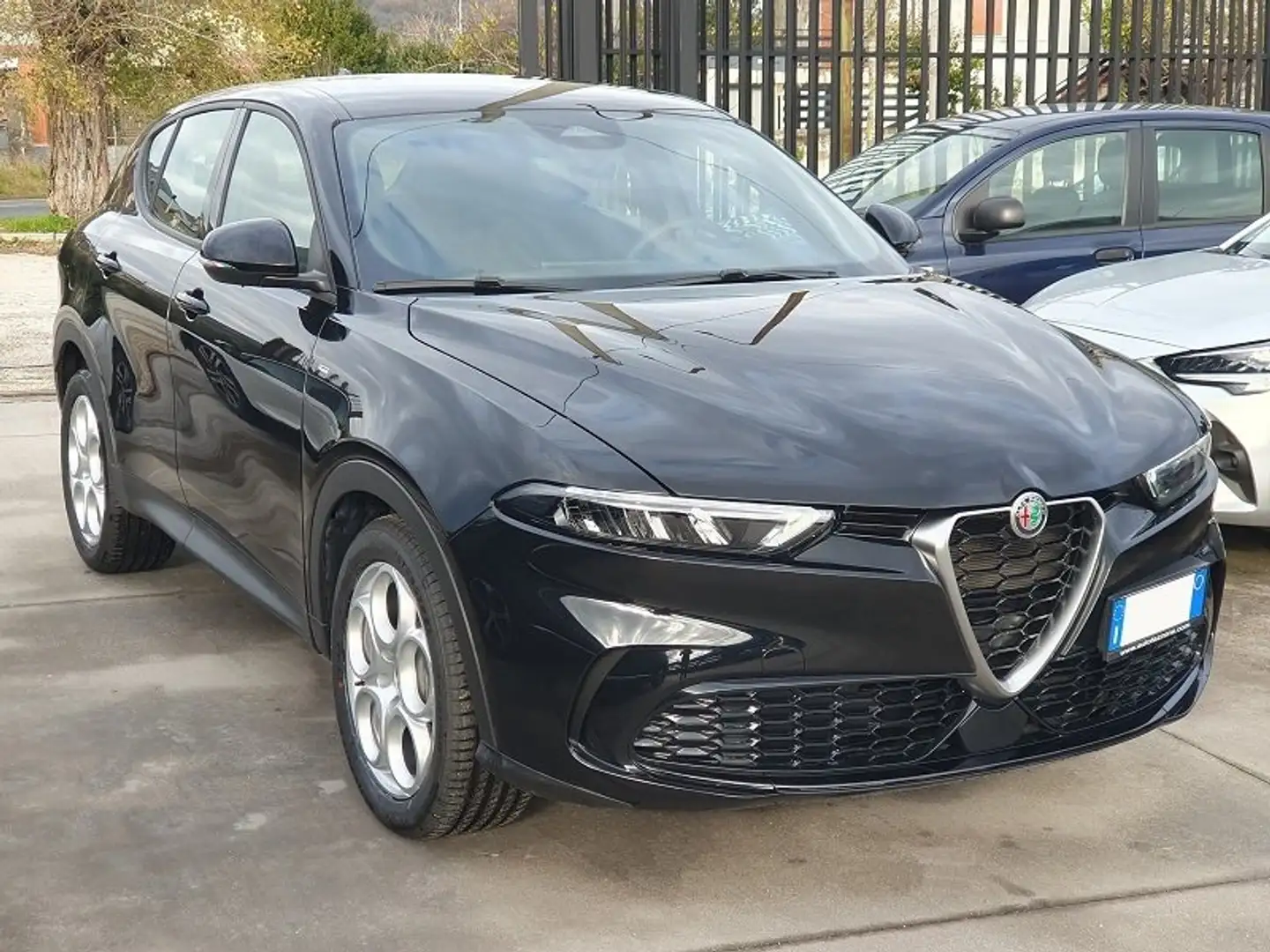Alfa Romeo Tonale 1.6 TD 130CV S&S TCT6 Q2 SUPER LED NAV 10.25" PARK Nero - 2