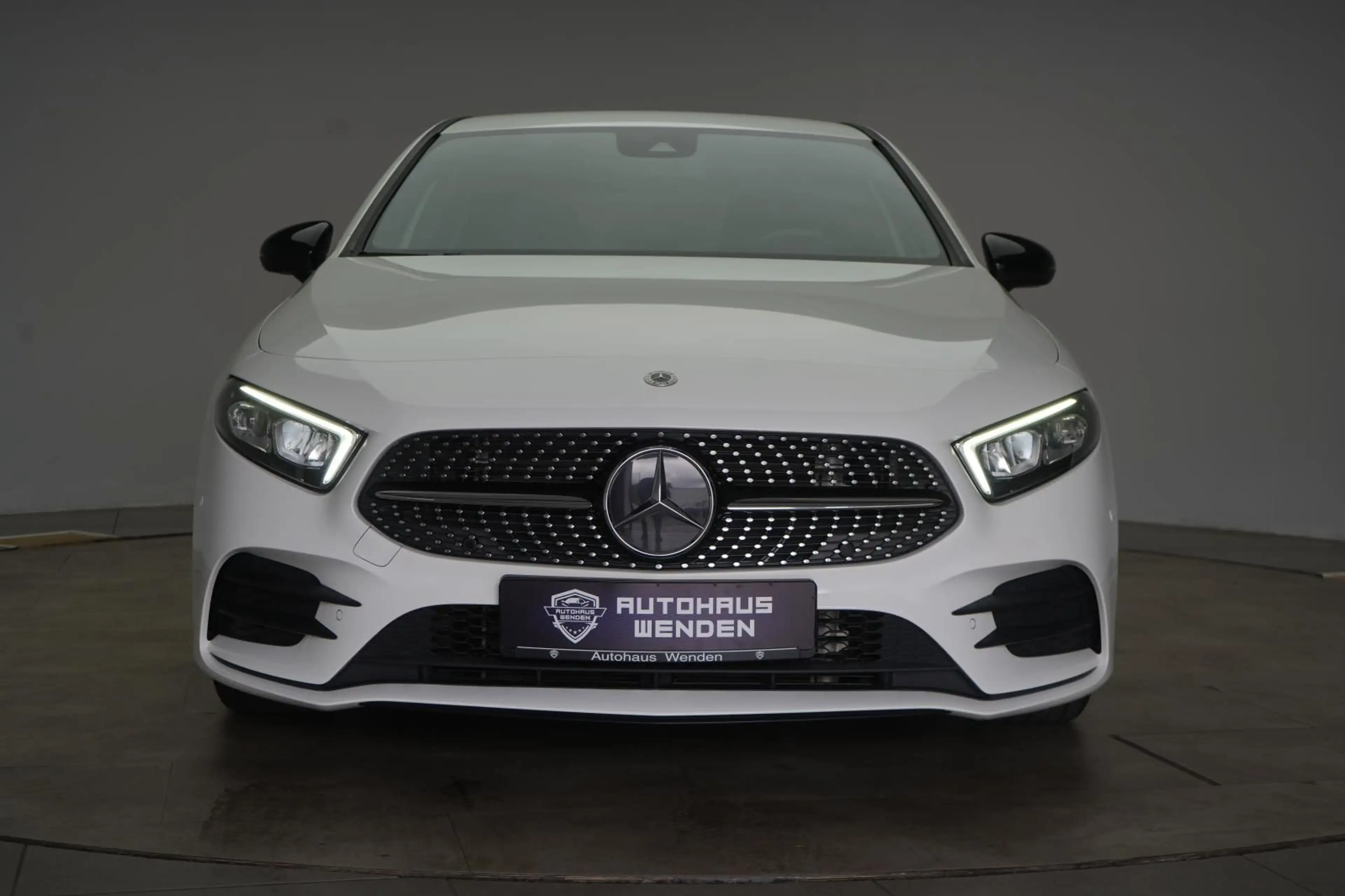 Mercedes-Benz A 220 d 8G-DCT AMG CarPlay/Temp/Kamera/Lane — photo 2