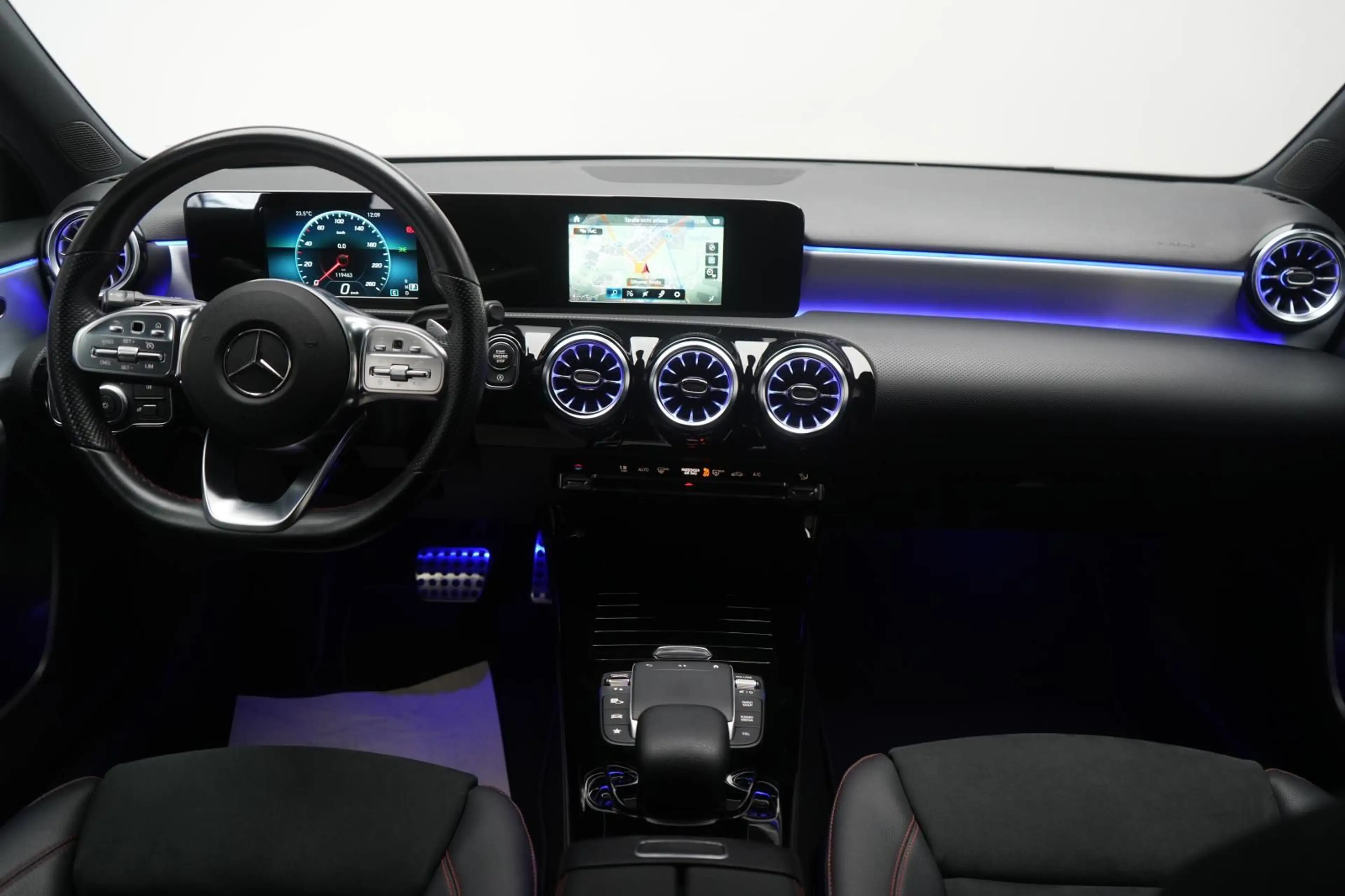 Mercedes-Benz A 220 d 8G-DCT AMG CarPlay/Temp/Kamera/Lane — photo 14