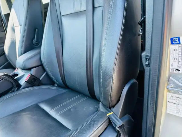 Ford C-Max view 14