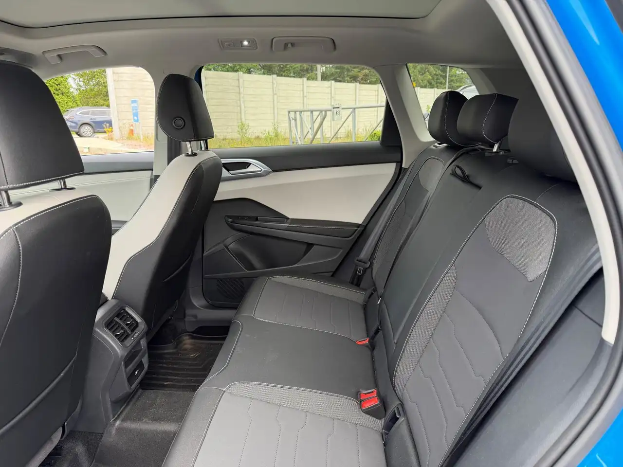 Volkswagen Taos снимка Volkswagen Taos