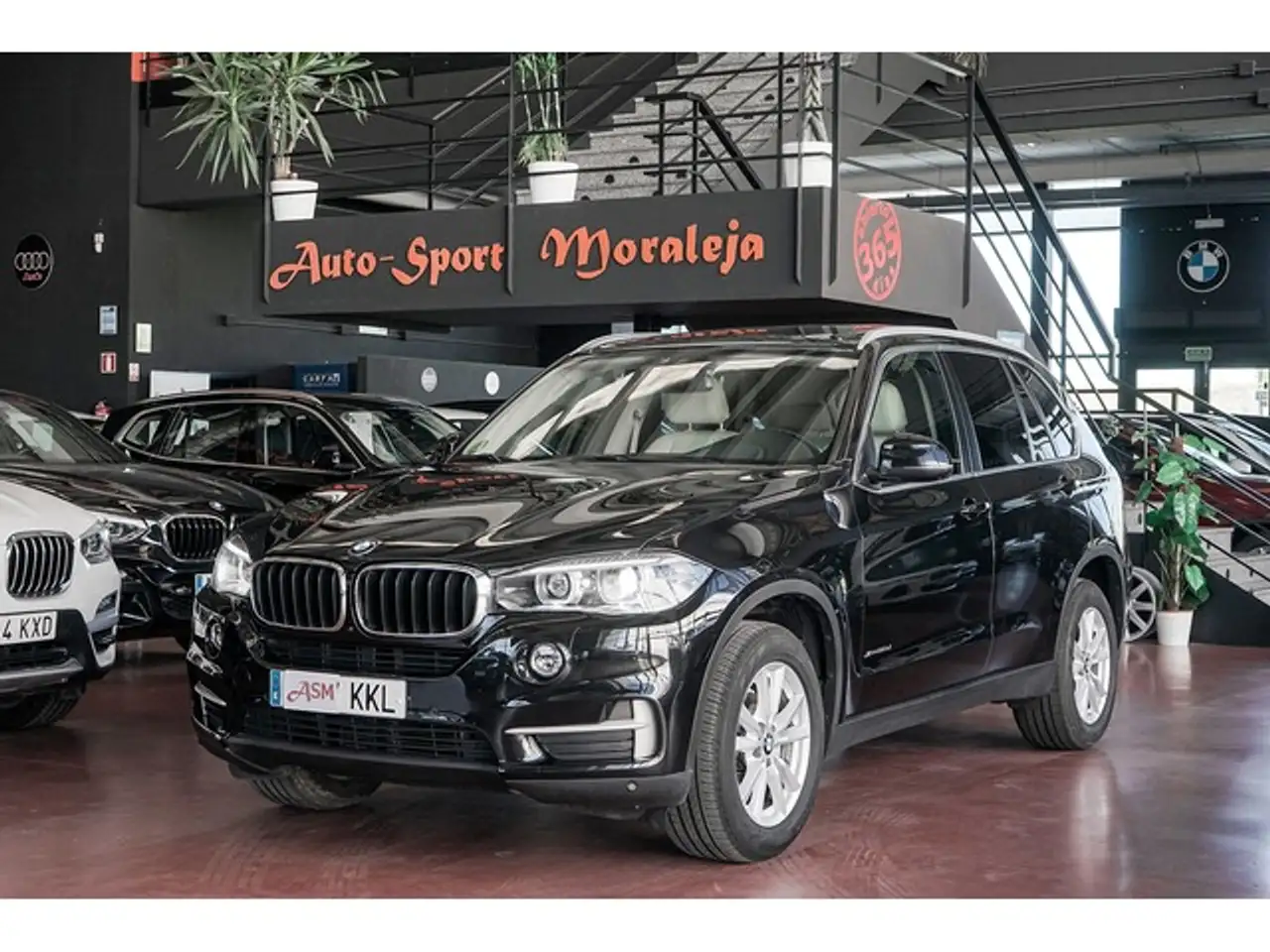 BMW X5 SUV/4x4/Pick-up in Zwart tweedehands in ARROYOMOLINOS voor € 32.900,-