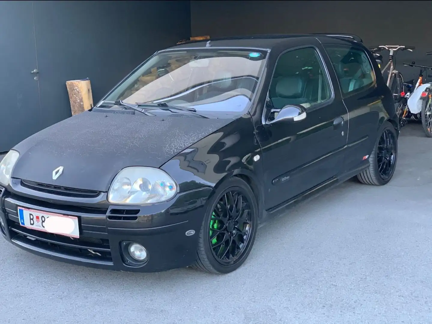 Renault Clio Sport 2,0 16V RS Schwarz - 1