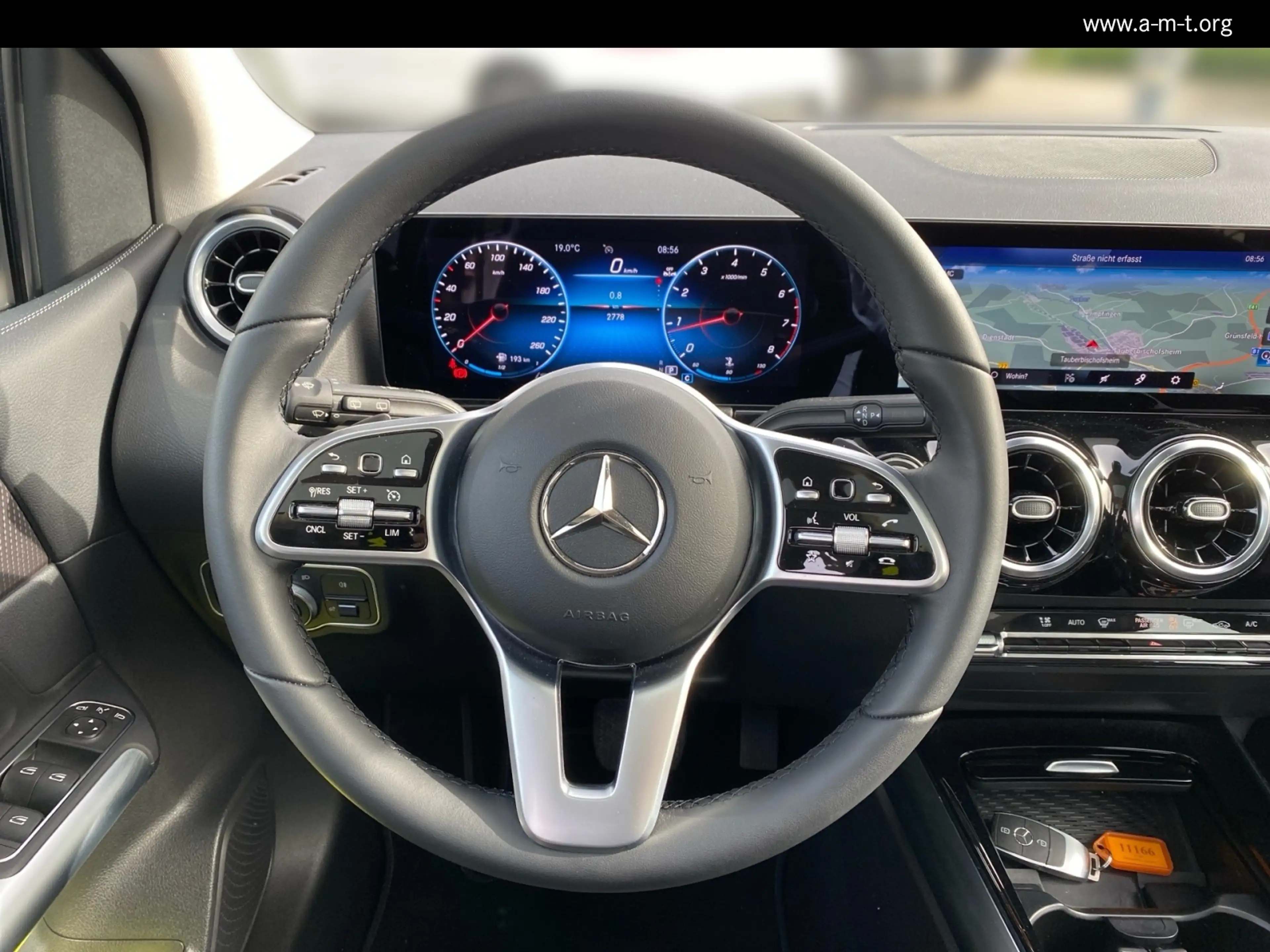 Mercedes-Benz B 180 B 180 Progressive+Pano+AHK+LED+Kamera+HighEnd Navi — photo 8