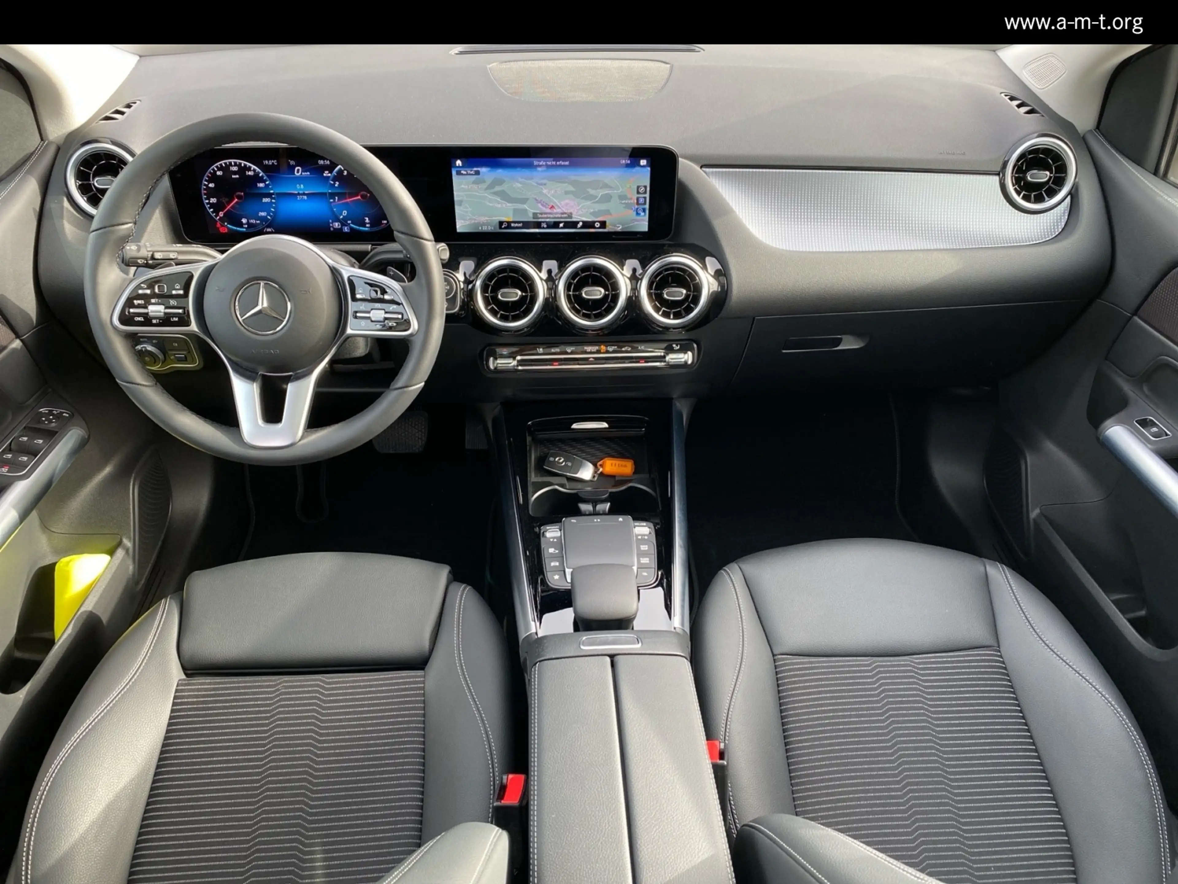 Mercedes-Benz B 180 B 180 Progressive+Pano+AHK+LED+Kamera+HighEnd Navi — photo 11