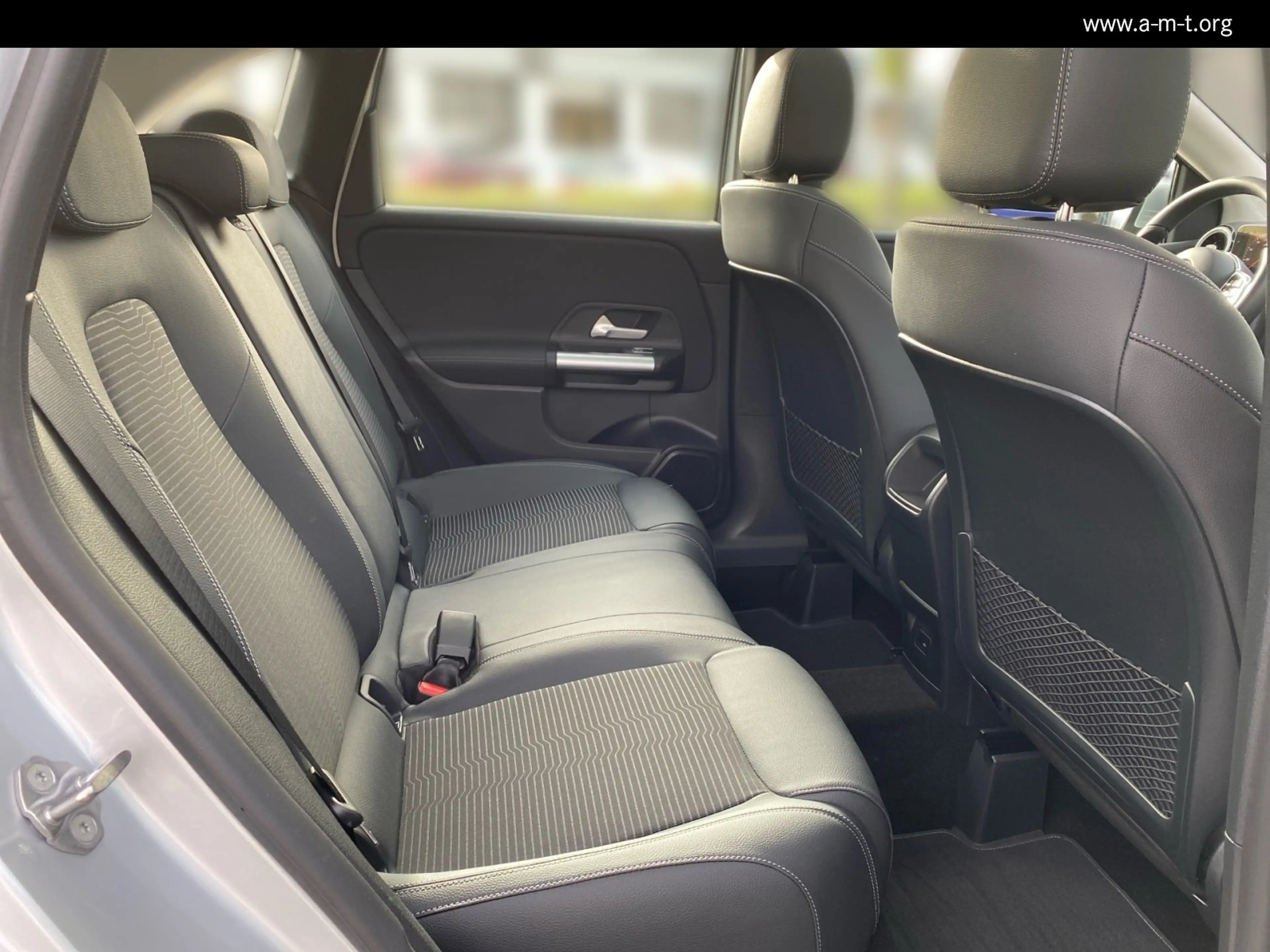 Mercedes-Benz B 180 B 180 Progressive+Pano+AHK+LED+Kamera+HighEnd Navi — photo 13