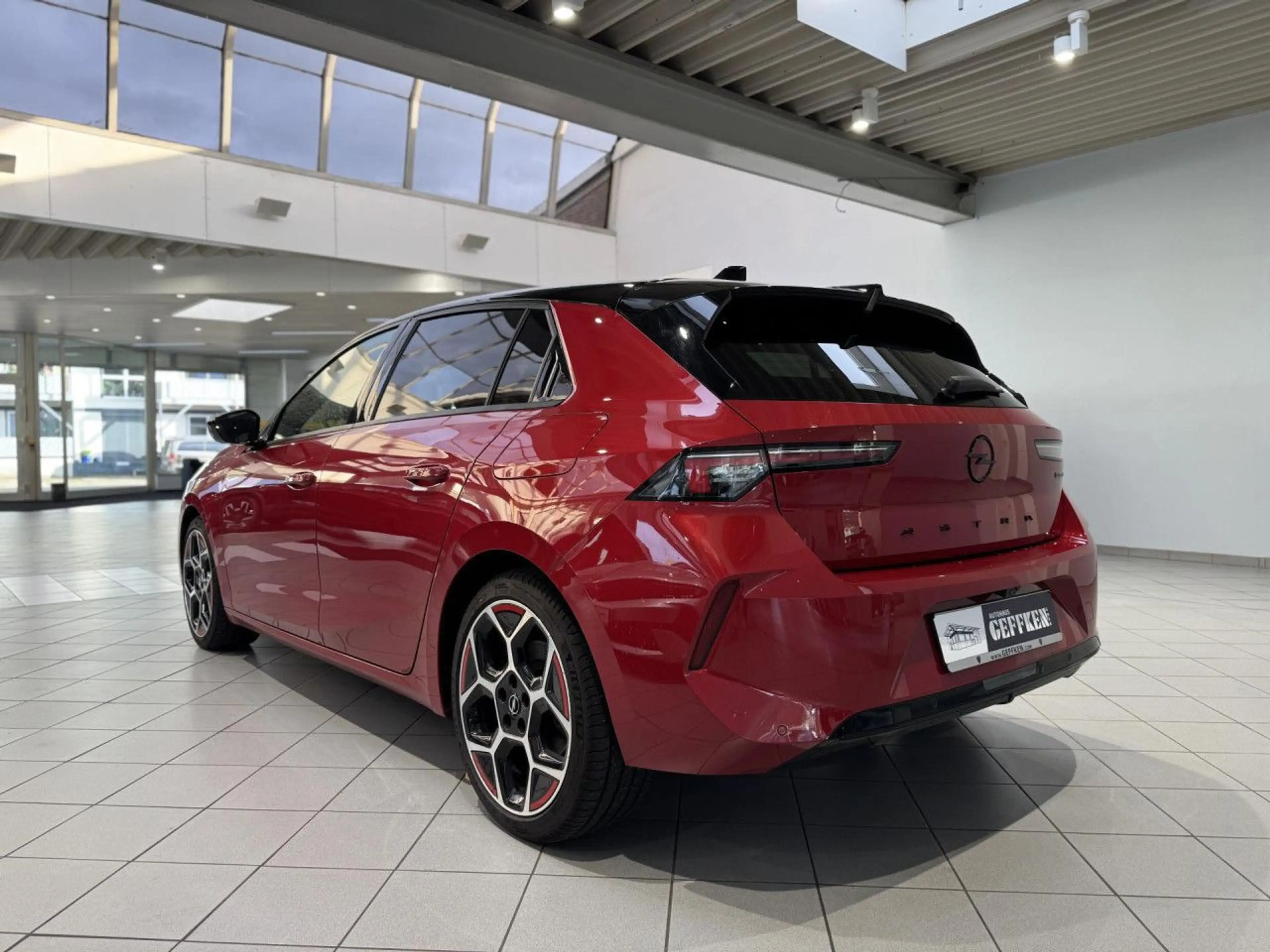 Opel Astra Plug-In-Hybrid GS Line, ACC, 360°, HUD! LED — photo 4