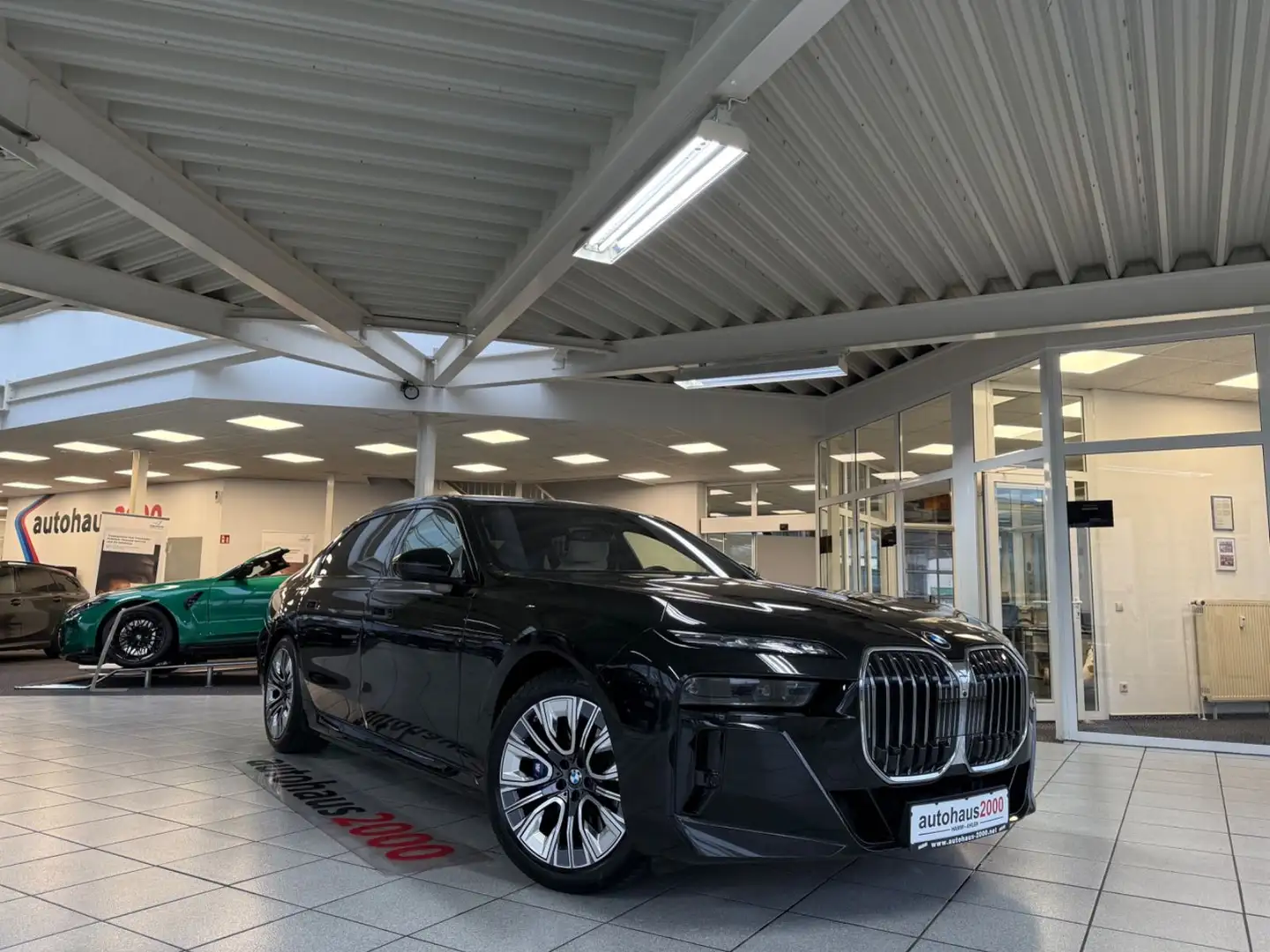 BMW 750 e xDrive M Sportpaket Executive Drive Pro Noir - 1