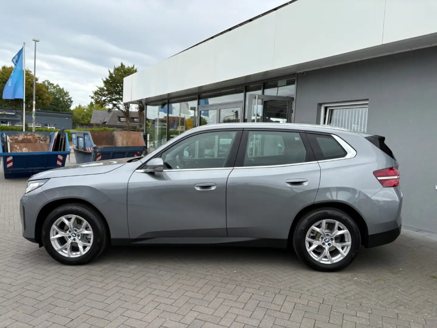 BMW X3 20 xDrive Driv-Assis AHK Memory Kamera Grau - 2