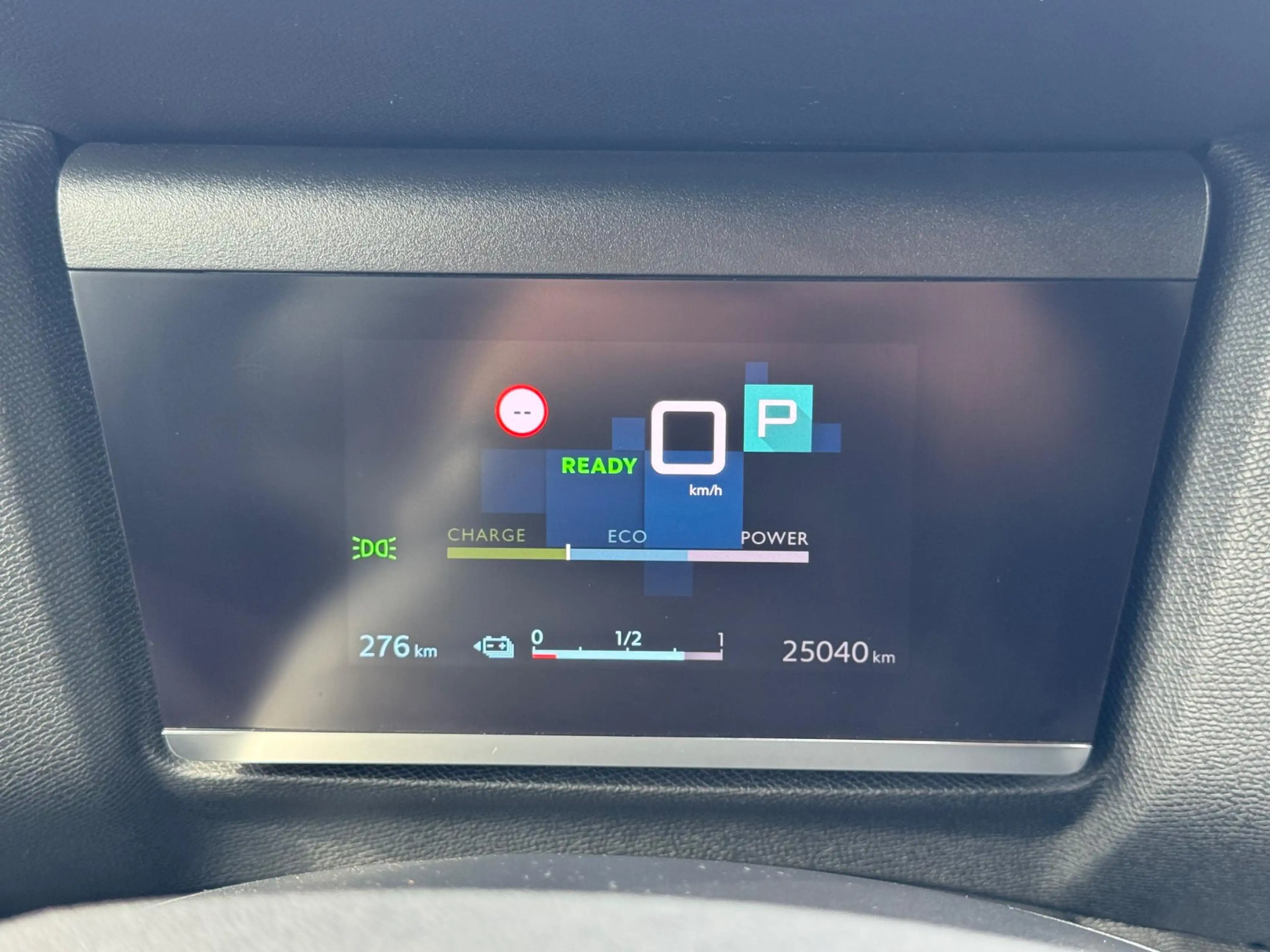 Citroen E-C4 Electric You 50 kWh | Accu 99% | Parkeercamera | Apple Carp — photo 10